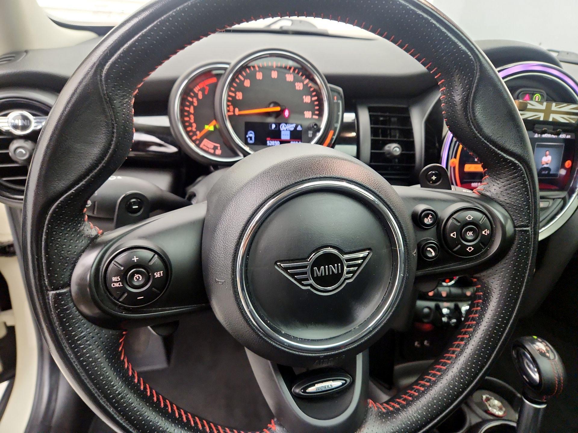 Thumbnail: 2019 MINI Cooper Hardtop - 10