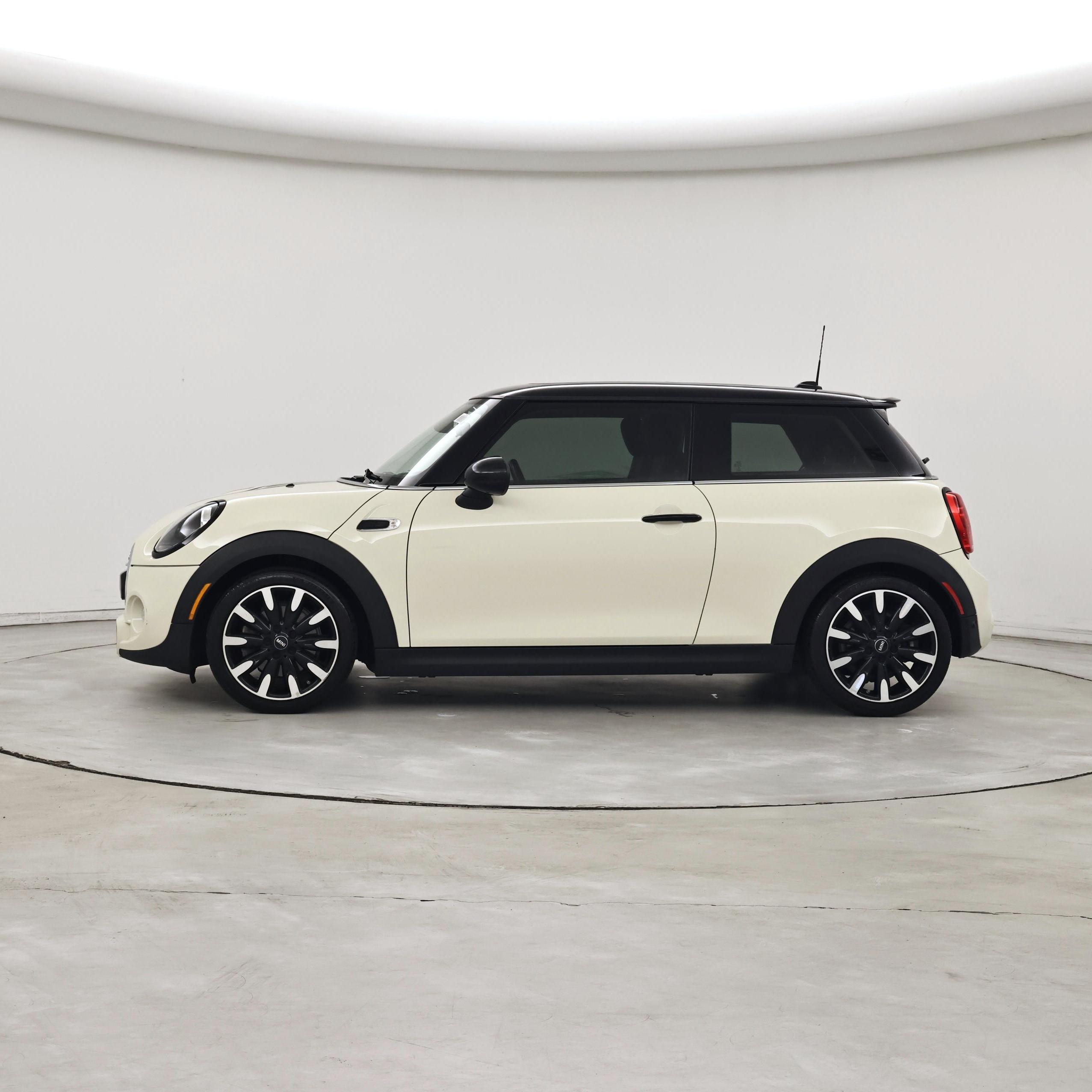 Thumbnail: 2019 MINI Cooper Hardtop - 3
