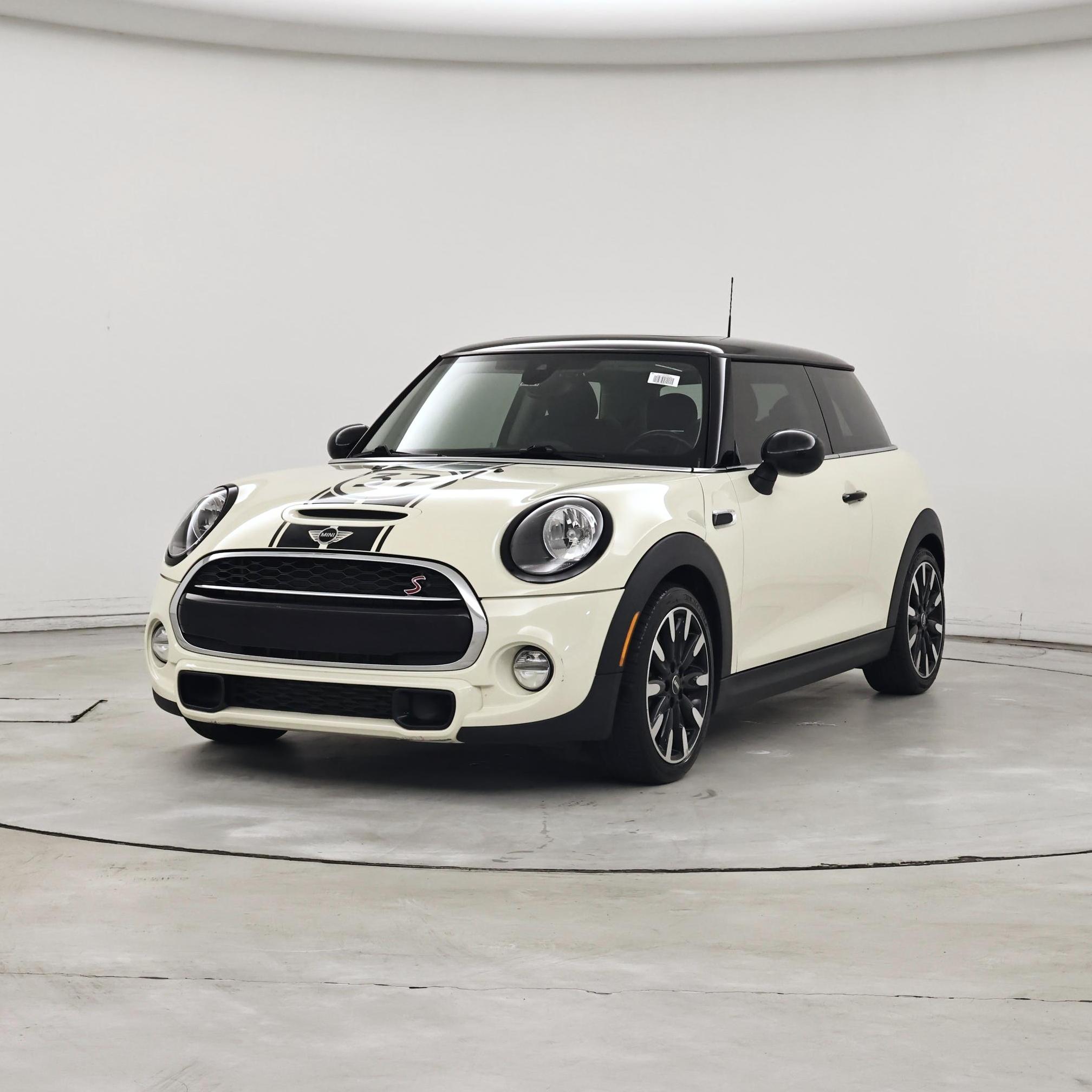 Thumbnail: 2019 MINI Cooper Hardtop - 4