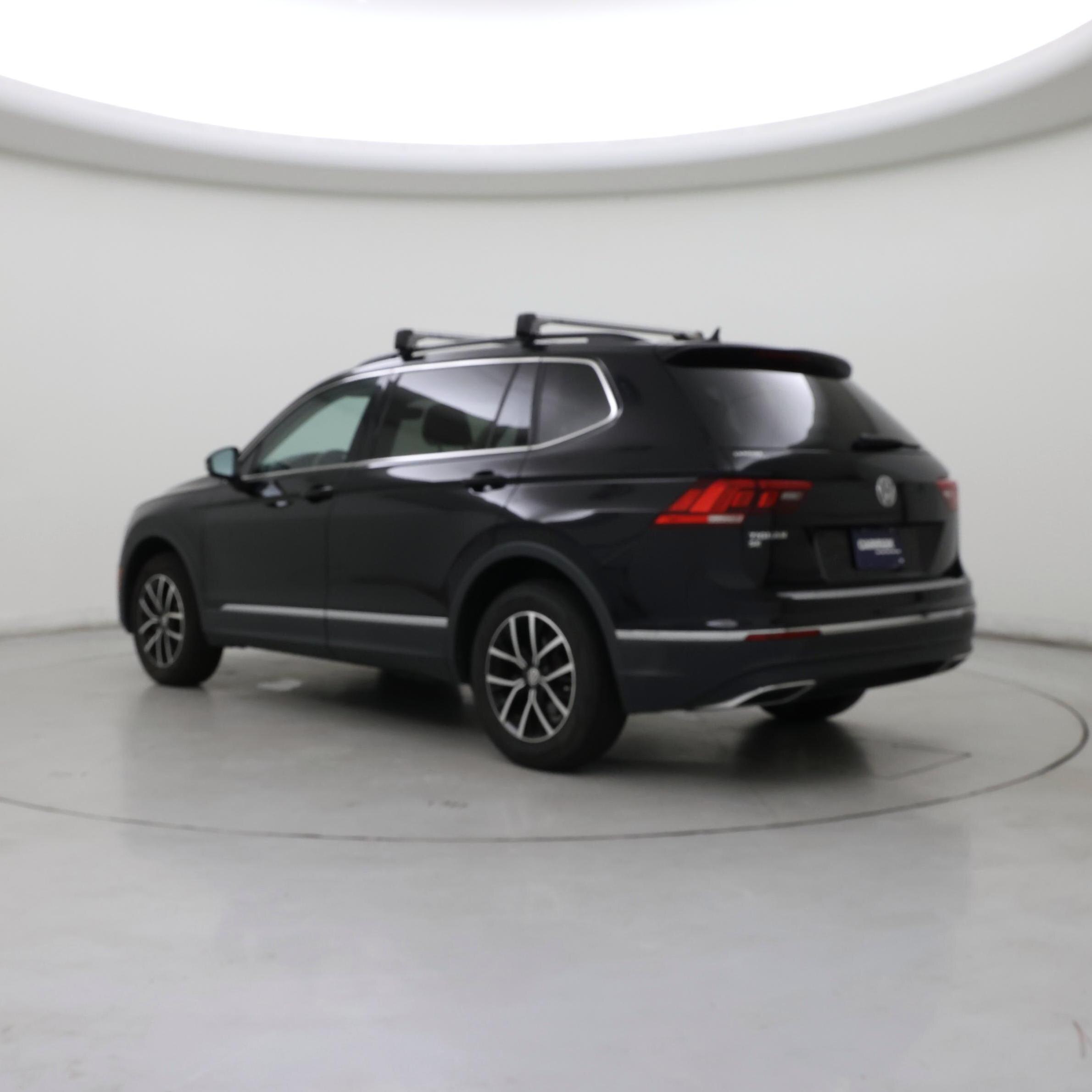 Thumbnail: 2021 Volkswagen Tiguan - 2