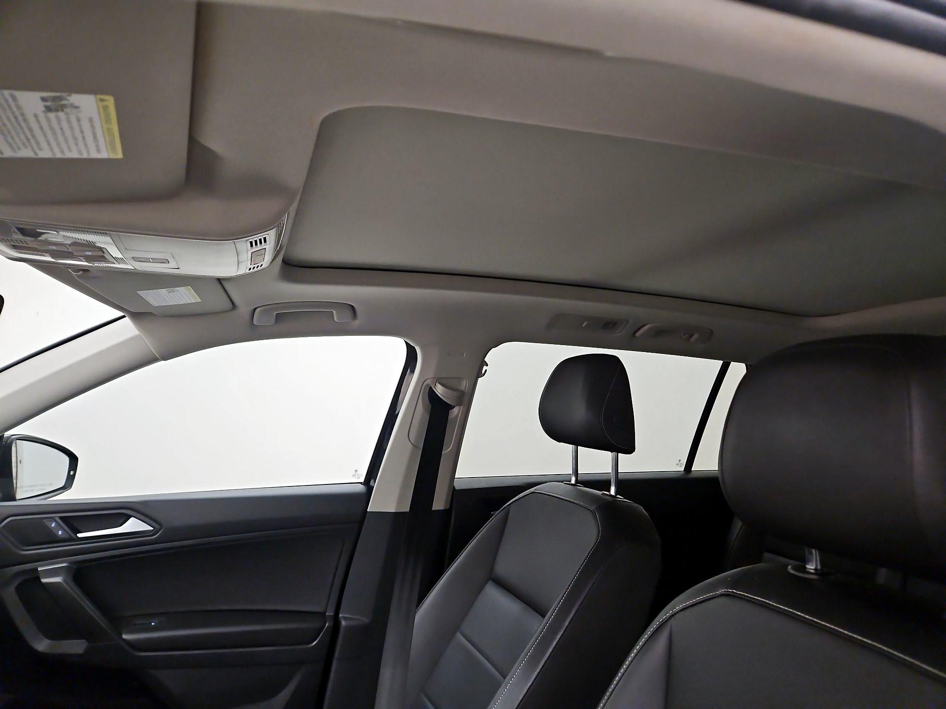 Thumbnail: 2021 Volkswagen Tiguan - 19