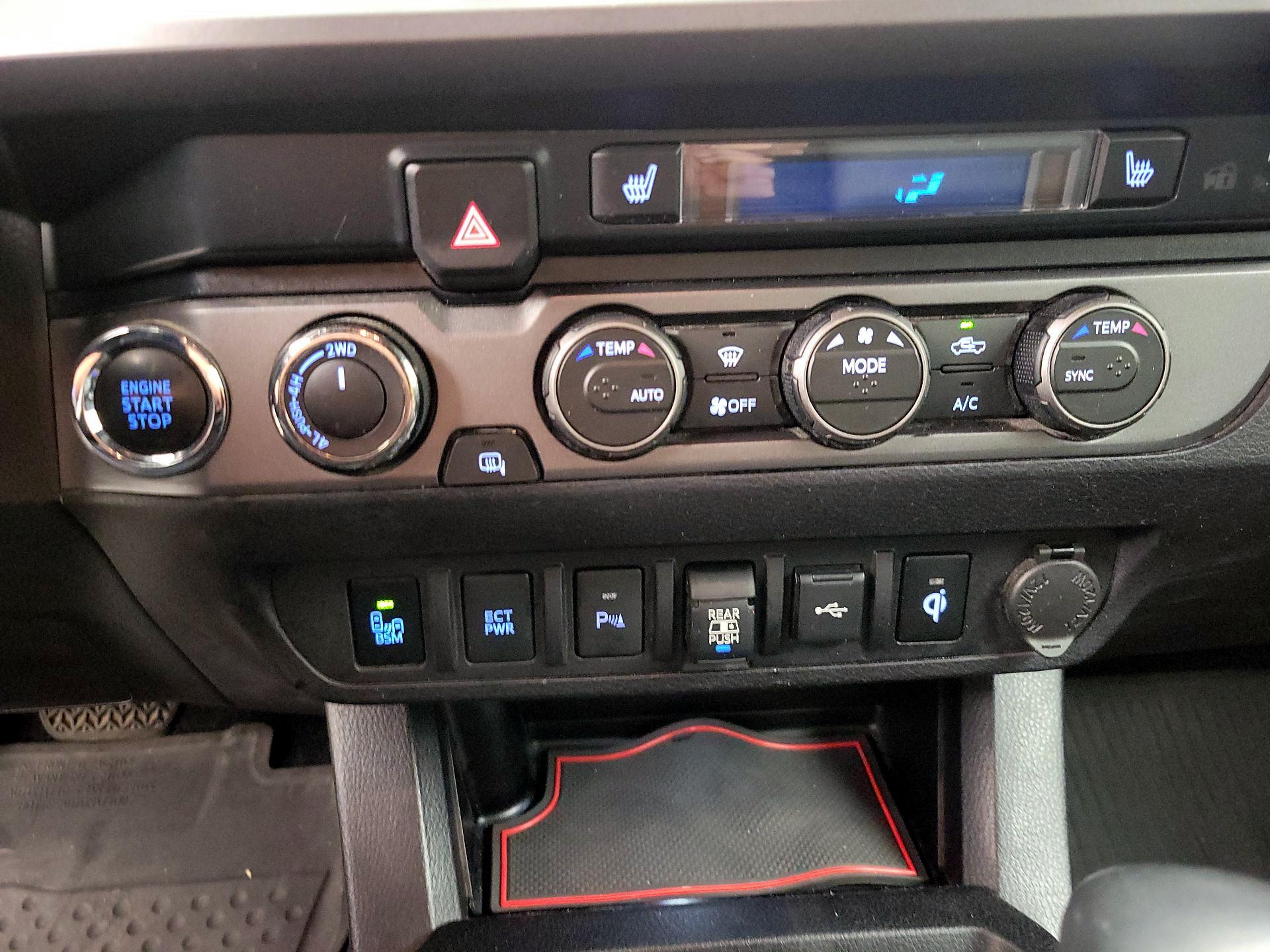 Thumbnail: 2020 Toyota Tacoma - 17
