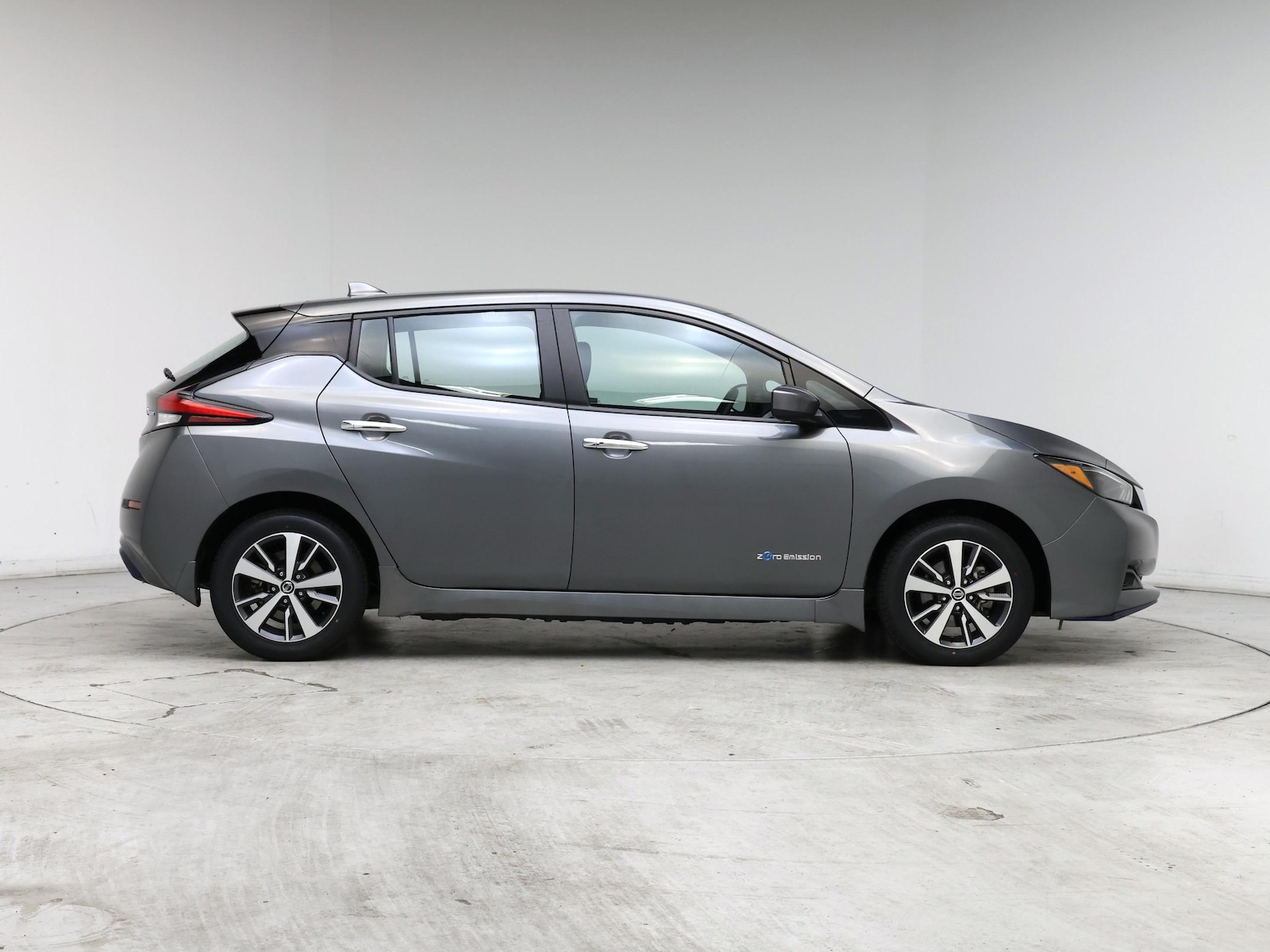 2019 Nissan Leaf S Plus - Photo 8
