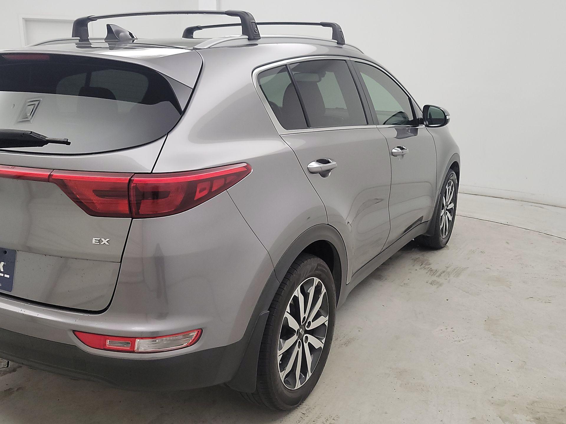 Thumbnail: 2017 Kia Sportage - 5