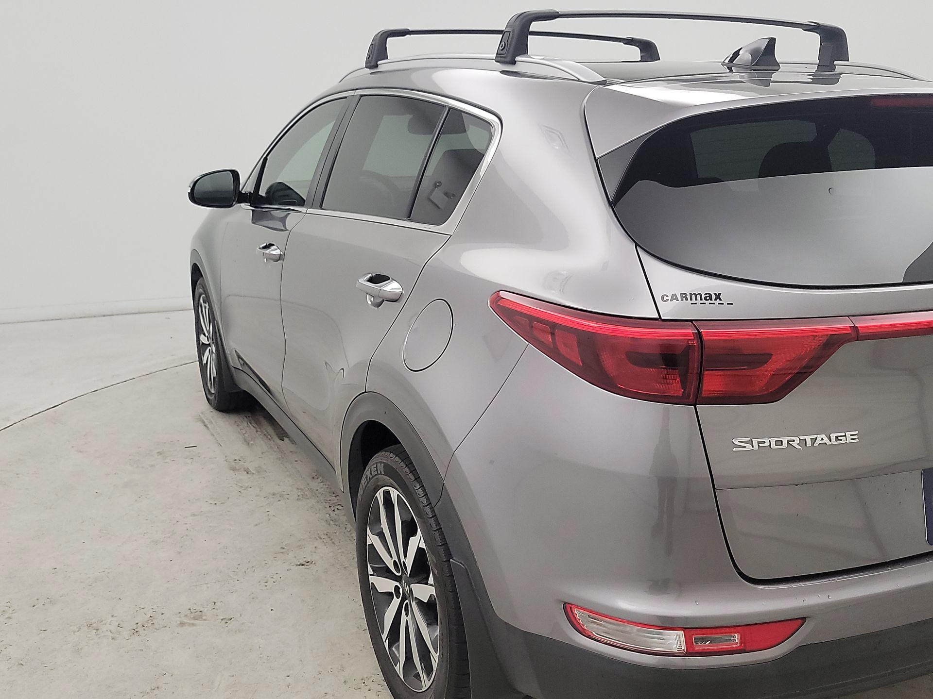 Thumbnail: 2017 Kia Sportage - 7