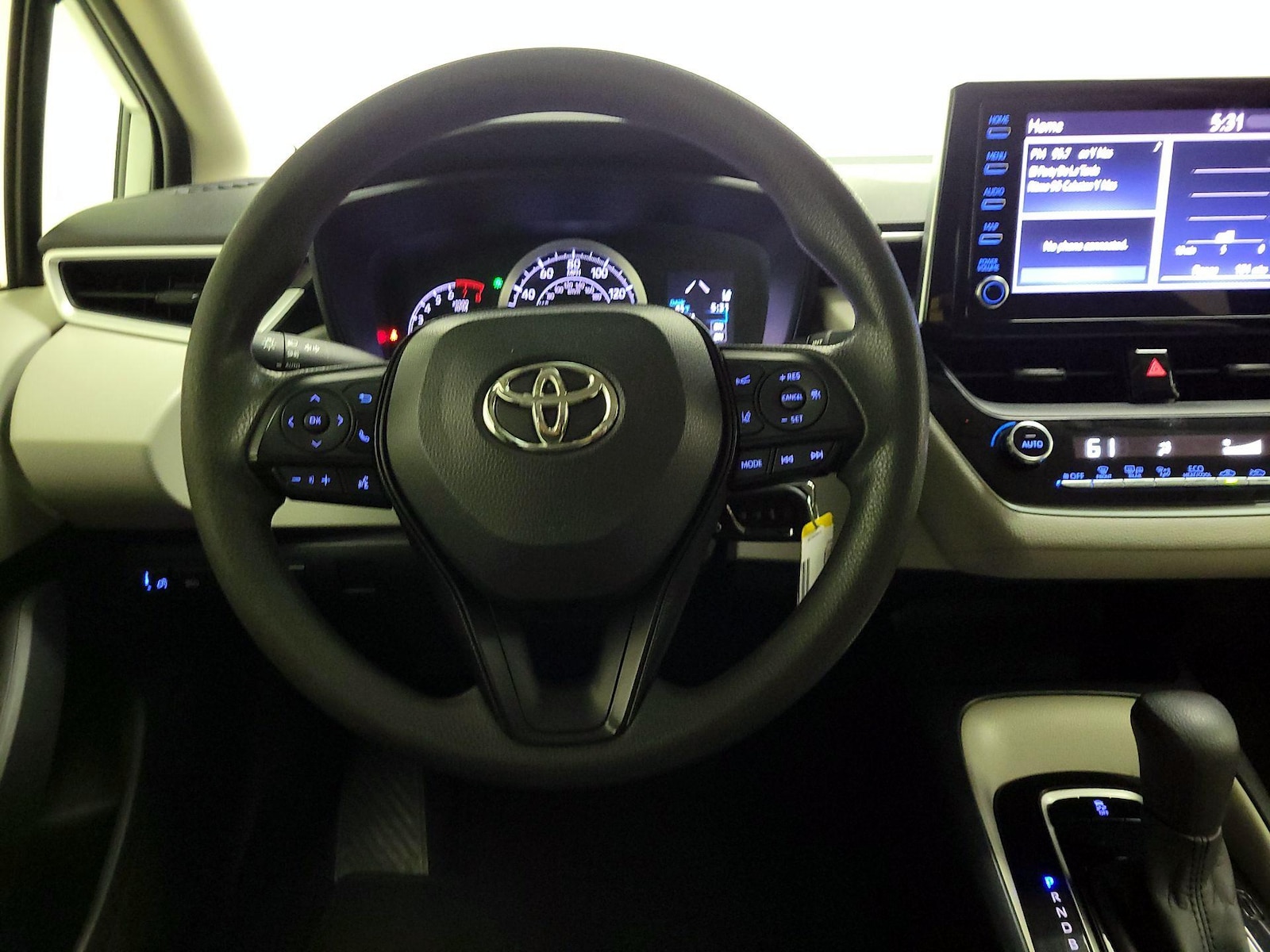2020 Toyota Corolla LE - Photo 11