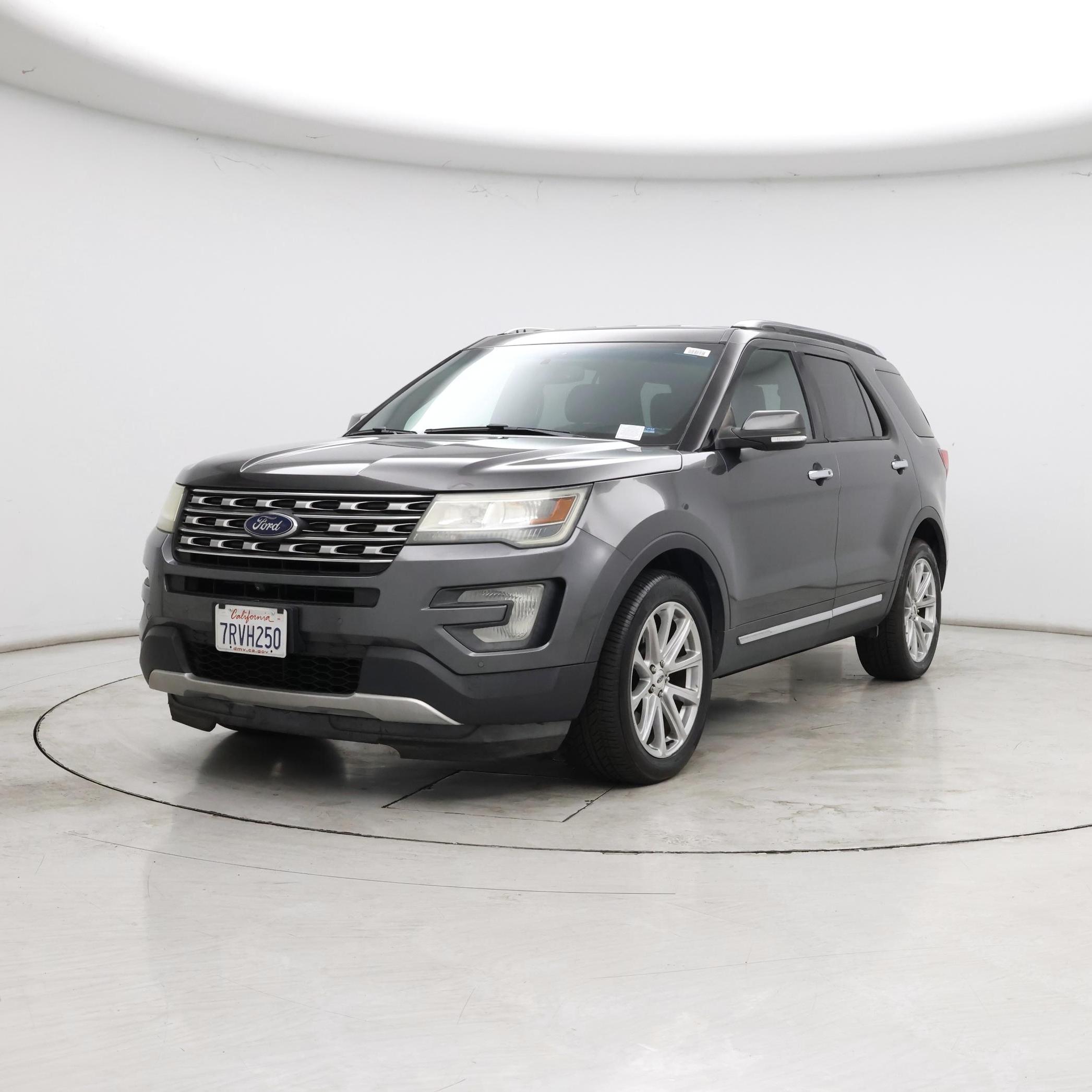 Thumbnail: 2016 Ford Explorer - 4