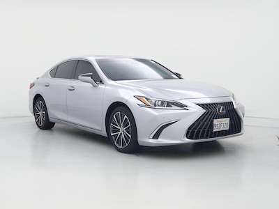 2025 Lexus ES 300h Luxury