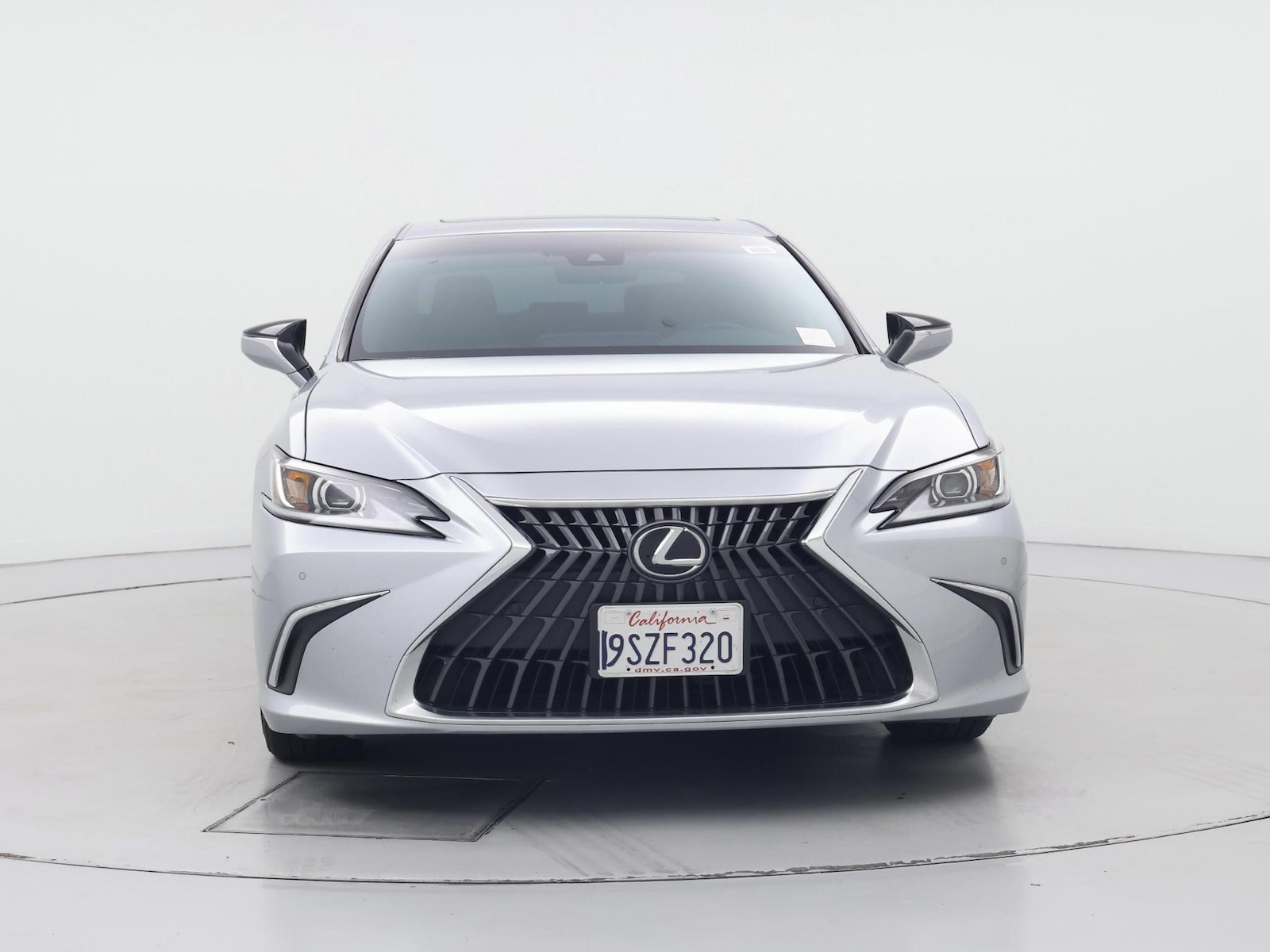 2025 Lexus ES Hybrid 300h - Photo 6