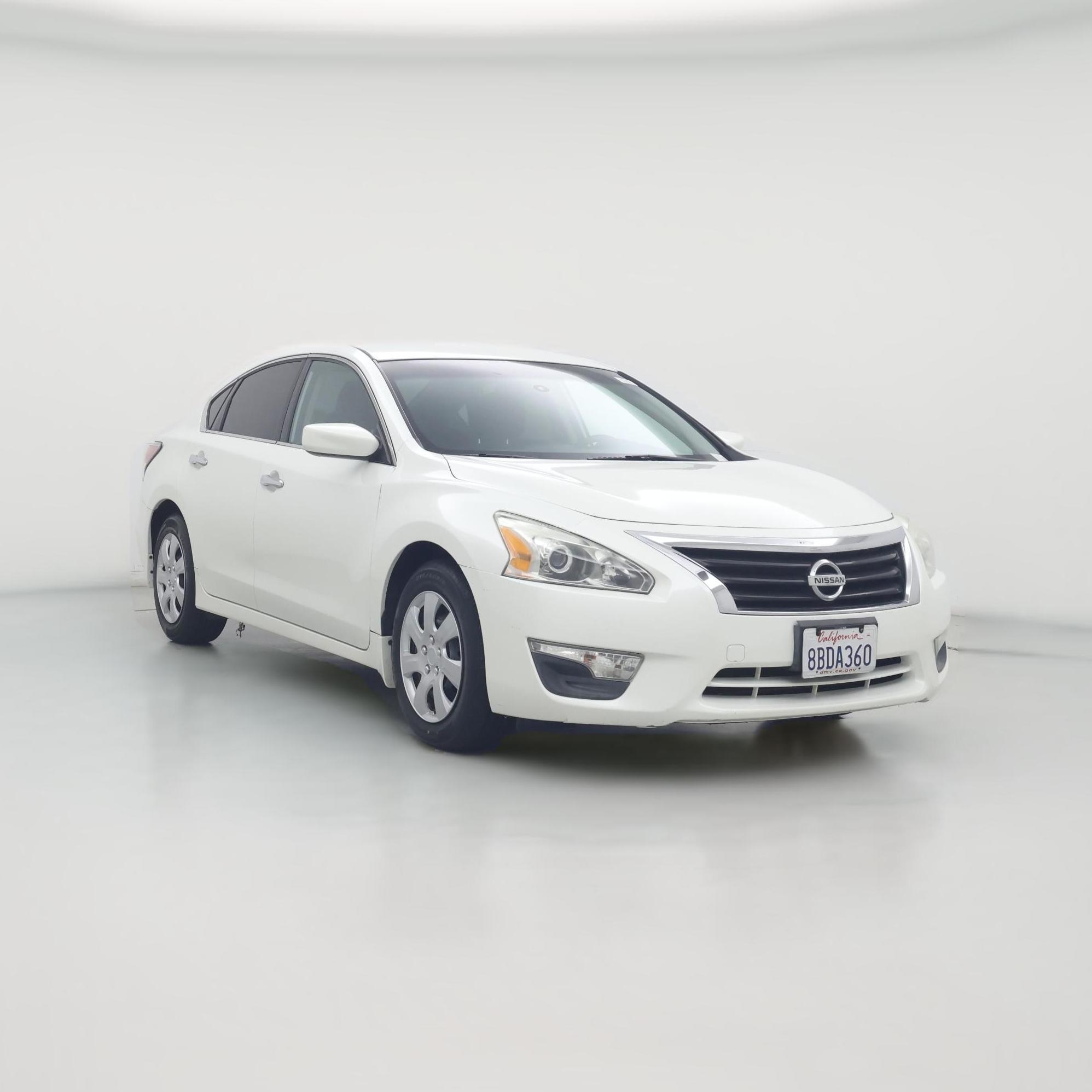 Thumbnail: 2015 Nissan Altima - 1