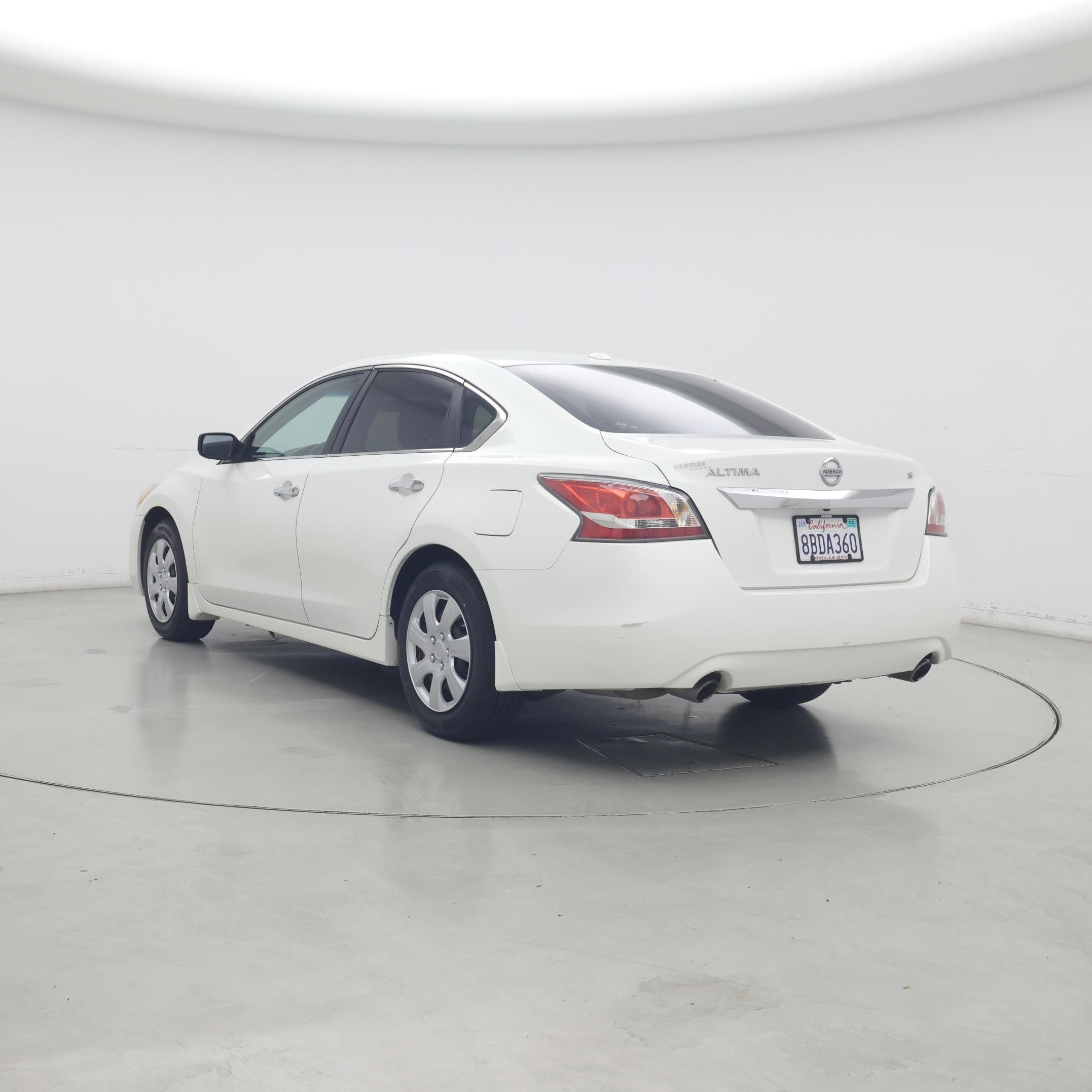 Thumbnail: 2015 Nissan Altima - 2