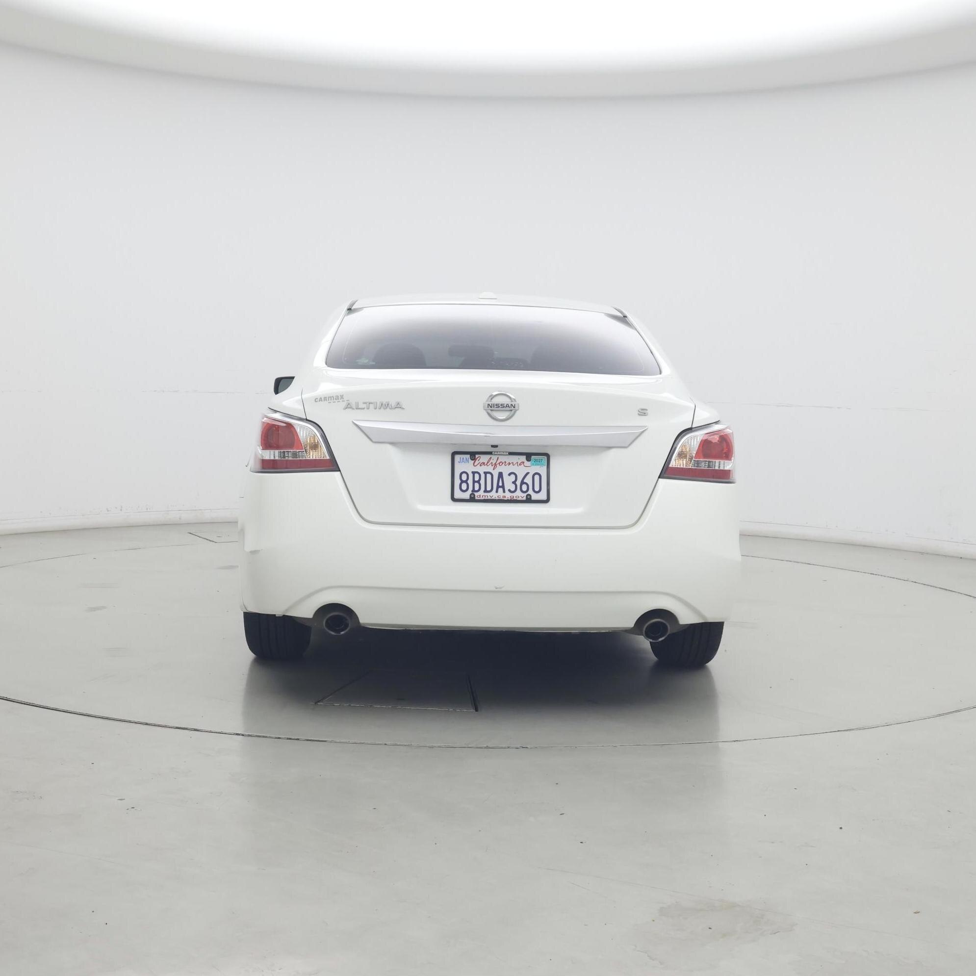 Thumbnail: 2015 Nissan Altima - 6