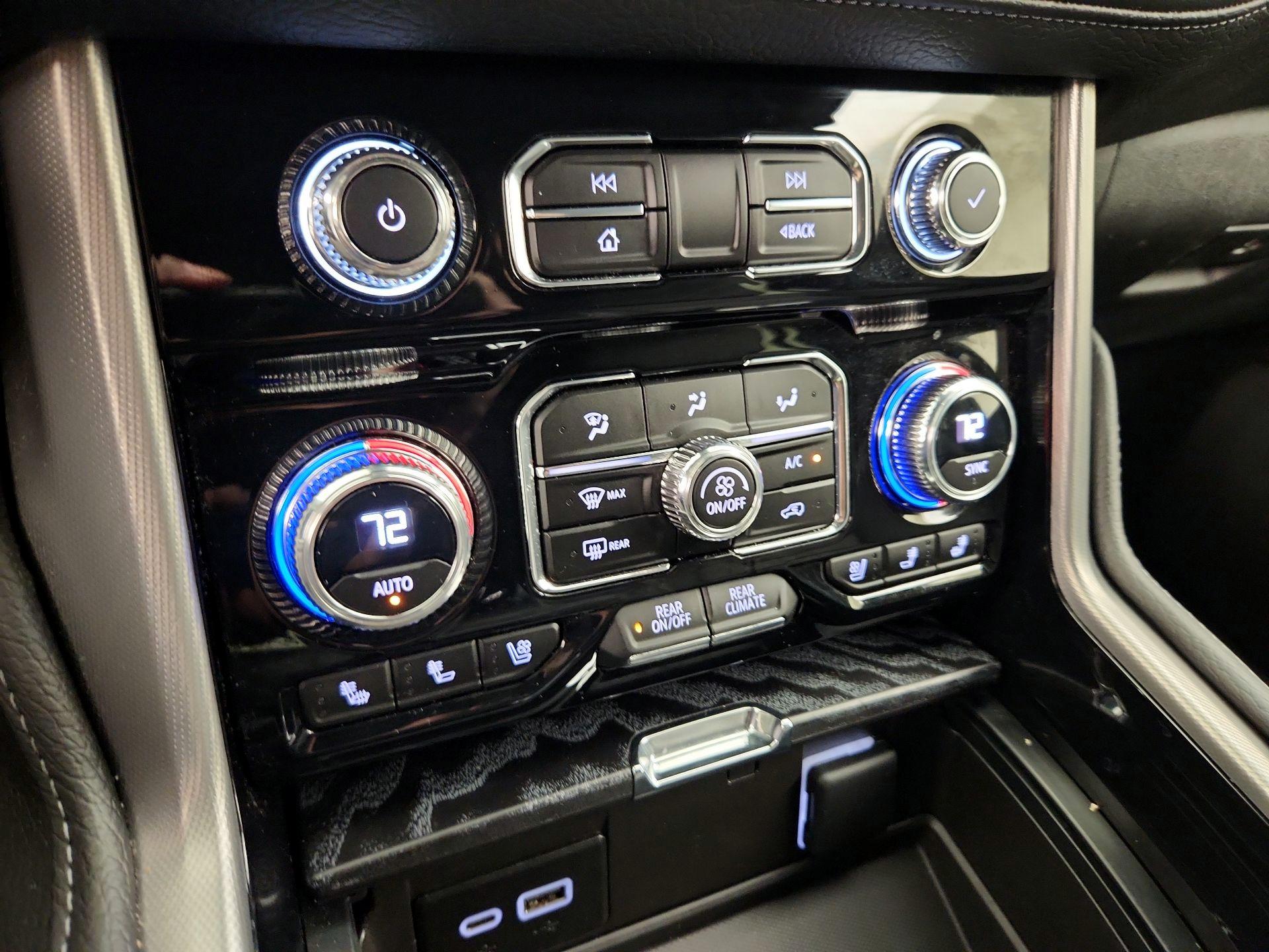 Thumbnail: 2023 GMC Yukon - 17