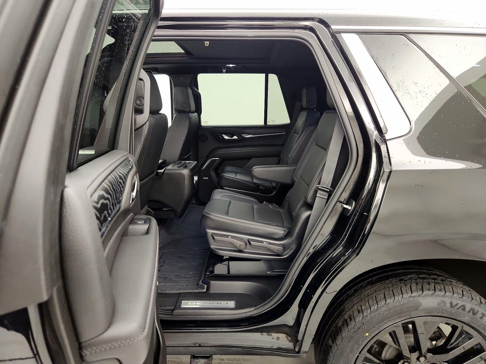Rear Air Conditioning
