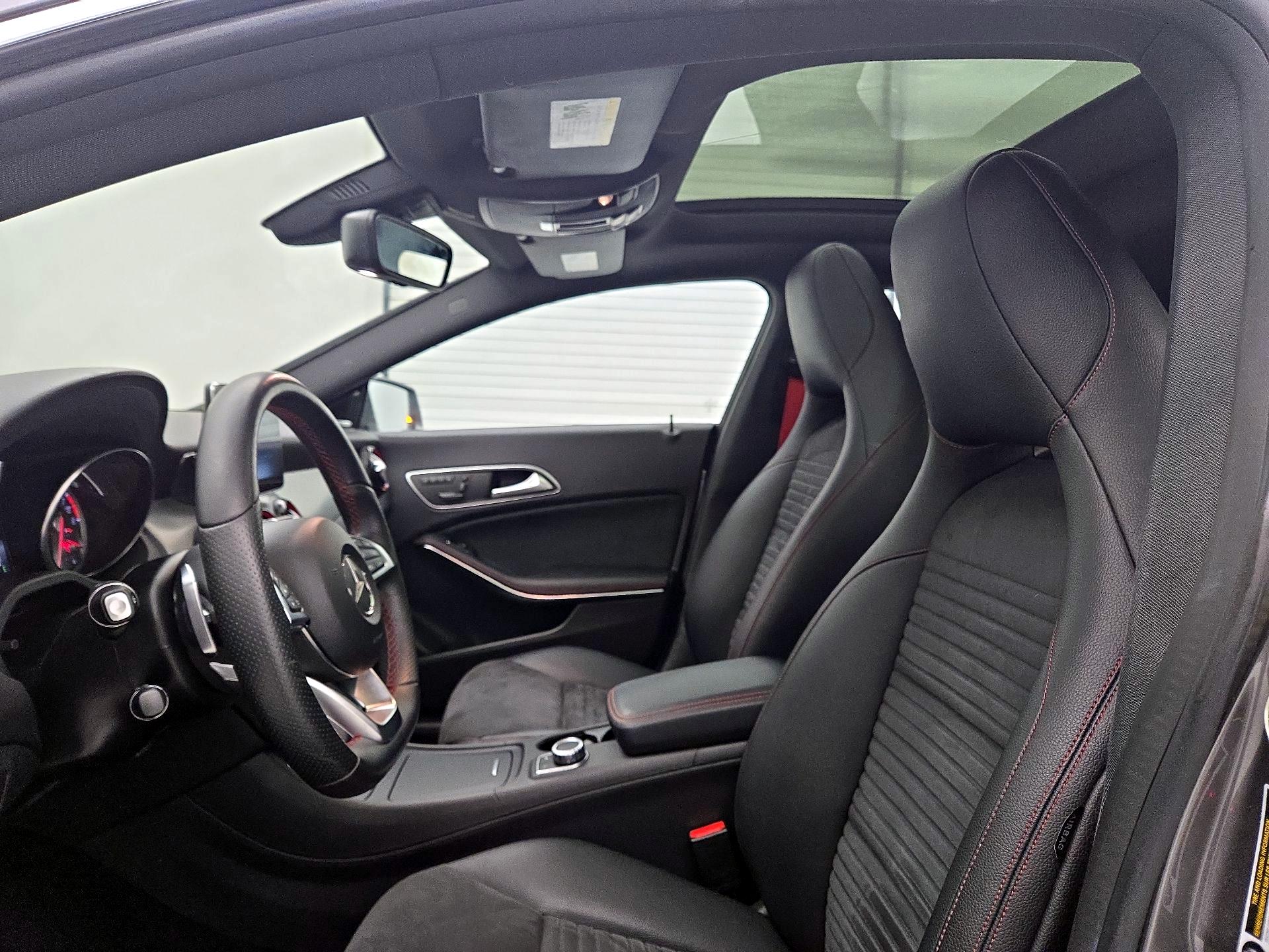 Thumbnail: 2015 Mercedes-Benz CLA - 18