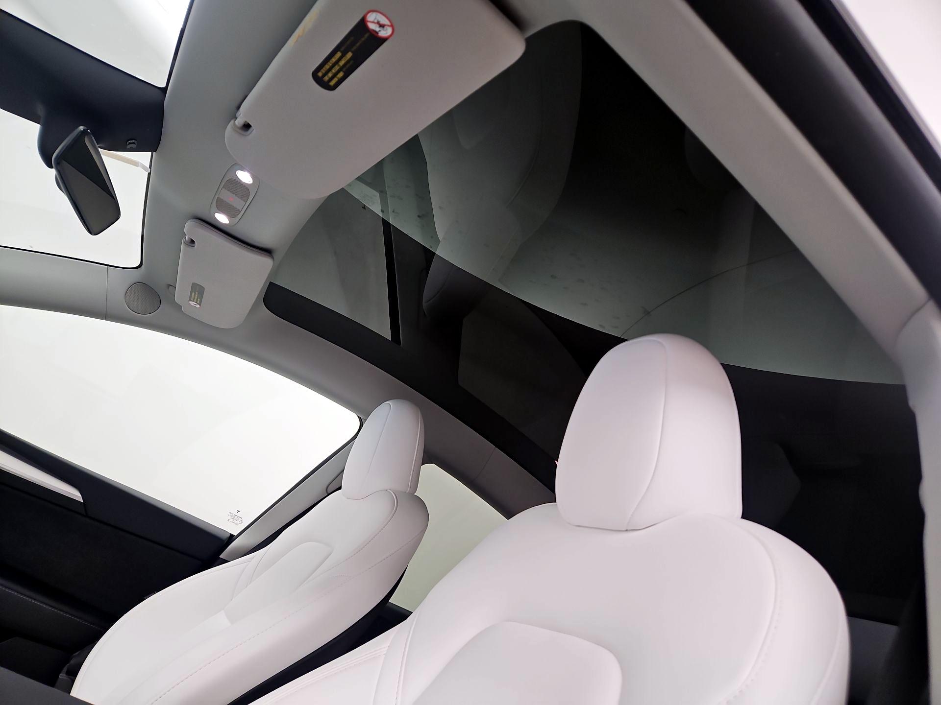 Thumbnail: 2023 Tesla Model Y - 18