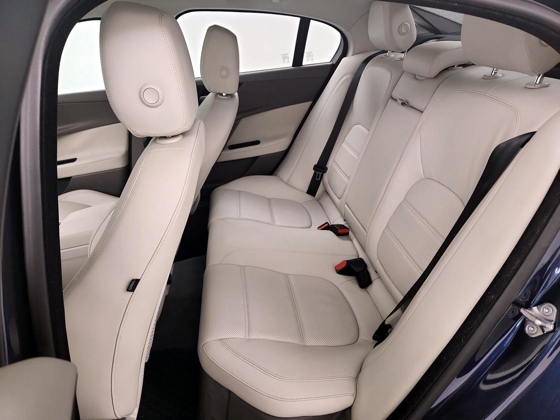 Thumbnail: 2017 Jaguar XE - 19