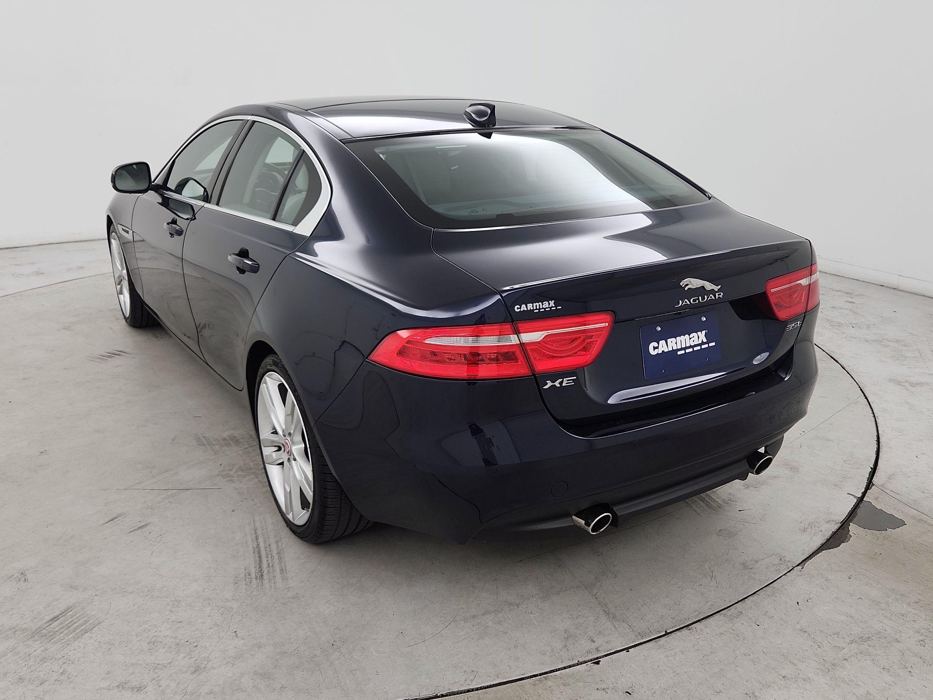 Thumbnail: 2017 Jaguar XE - 7
