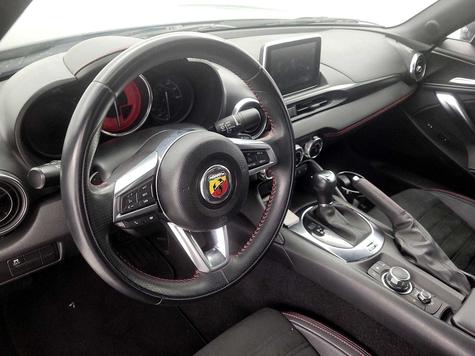 Thumbnail: 2019 Fiat 124 Spider - 9