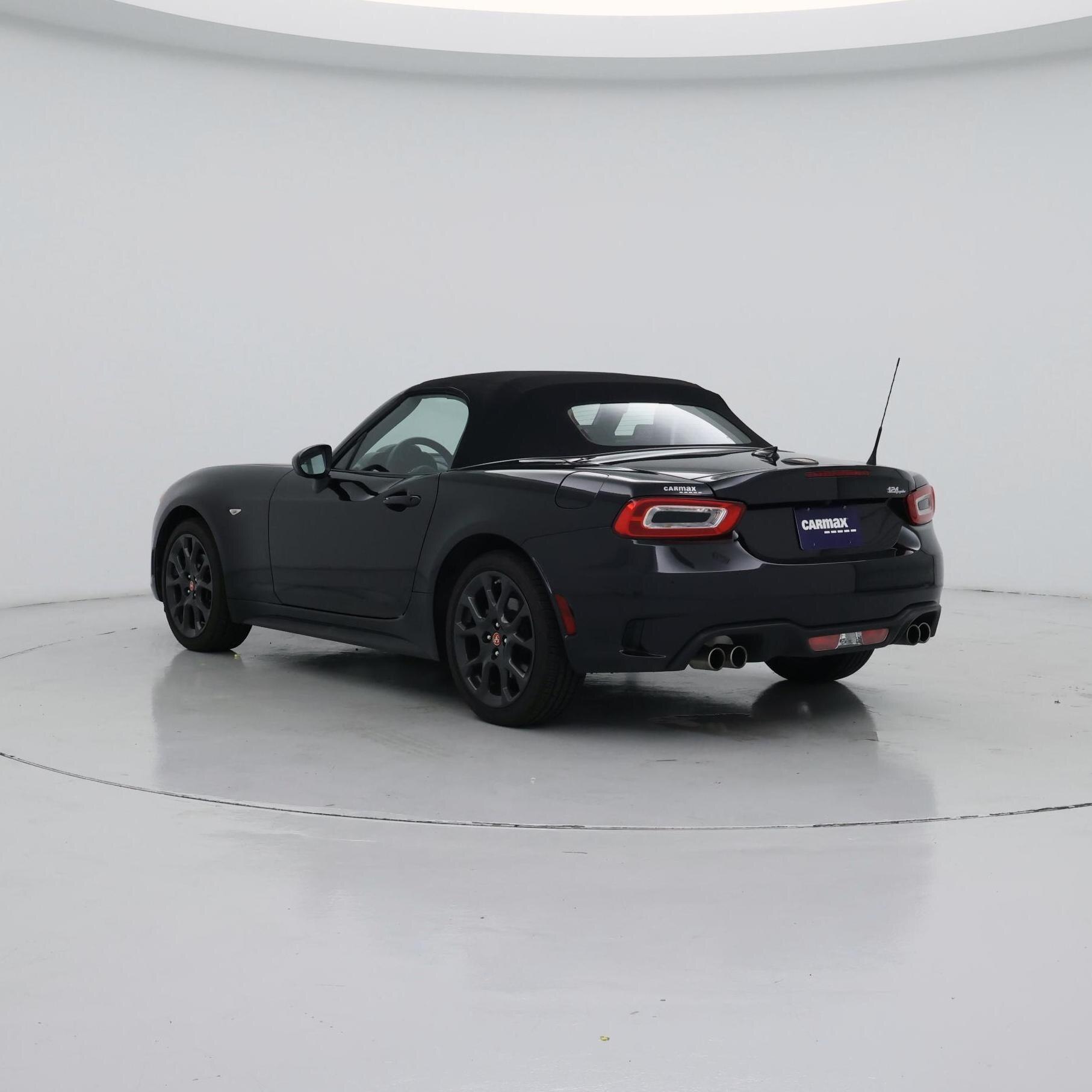 Thumbnail: 2019 Fiat 124 Spider - 2