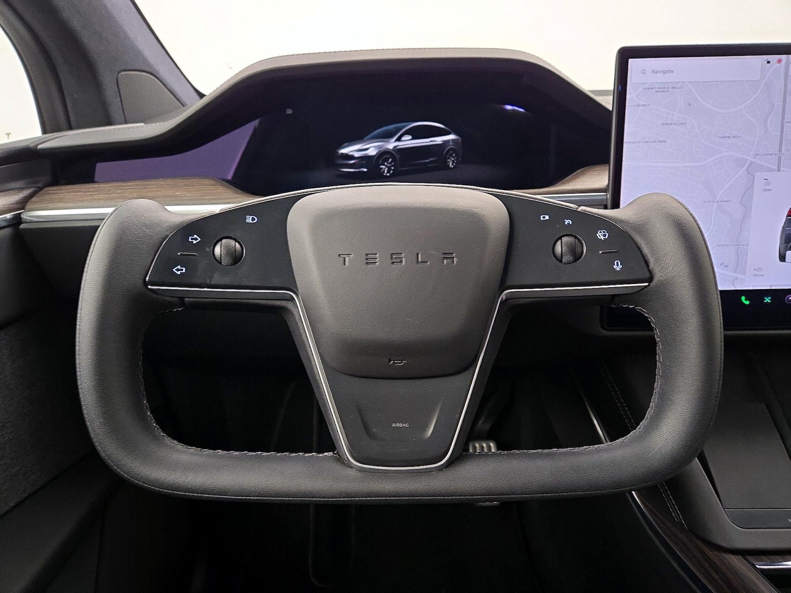 2022 Tesla Model X Long Range - Photo 11