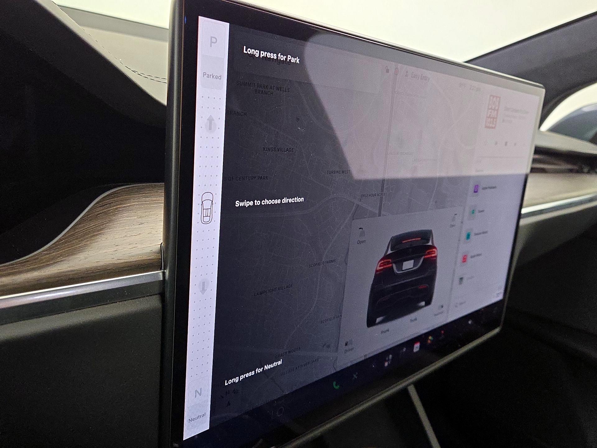 Thumbnail: 2022 Tesla Model X - 17