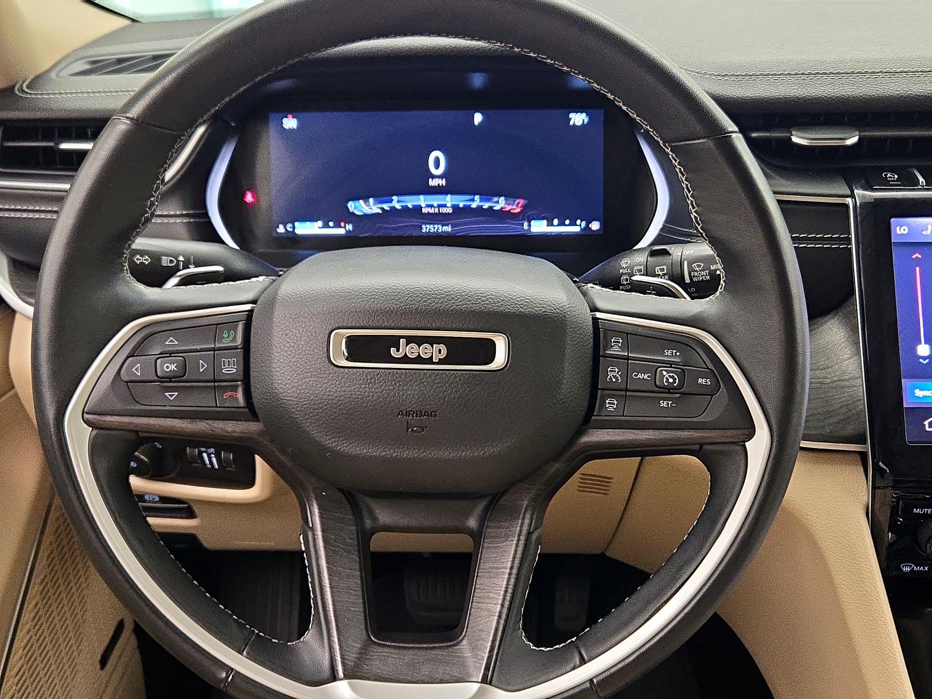 Thumbnail: 2022 Jeep Grand Cherokee - 10