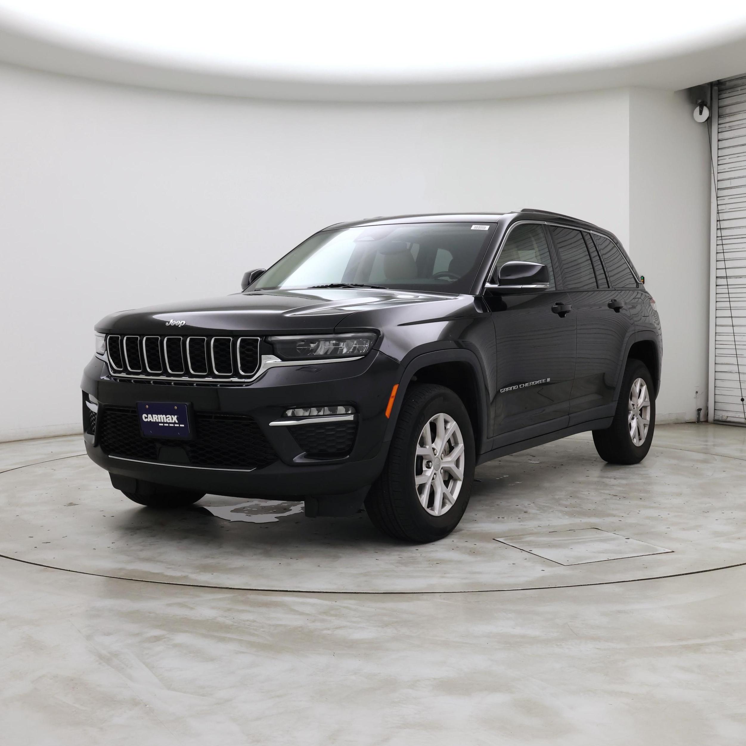 Thumbnail: 2022 Jeep Grand Cherokee - 4