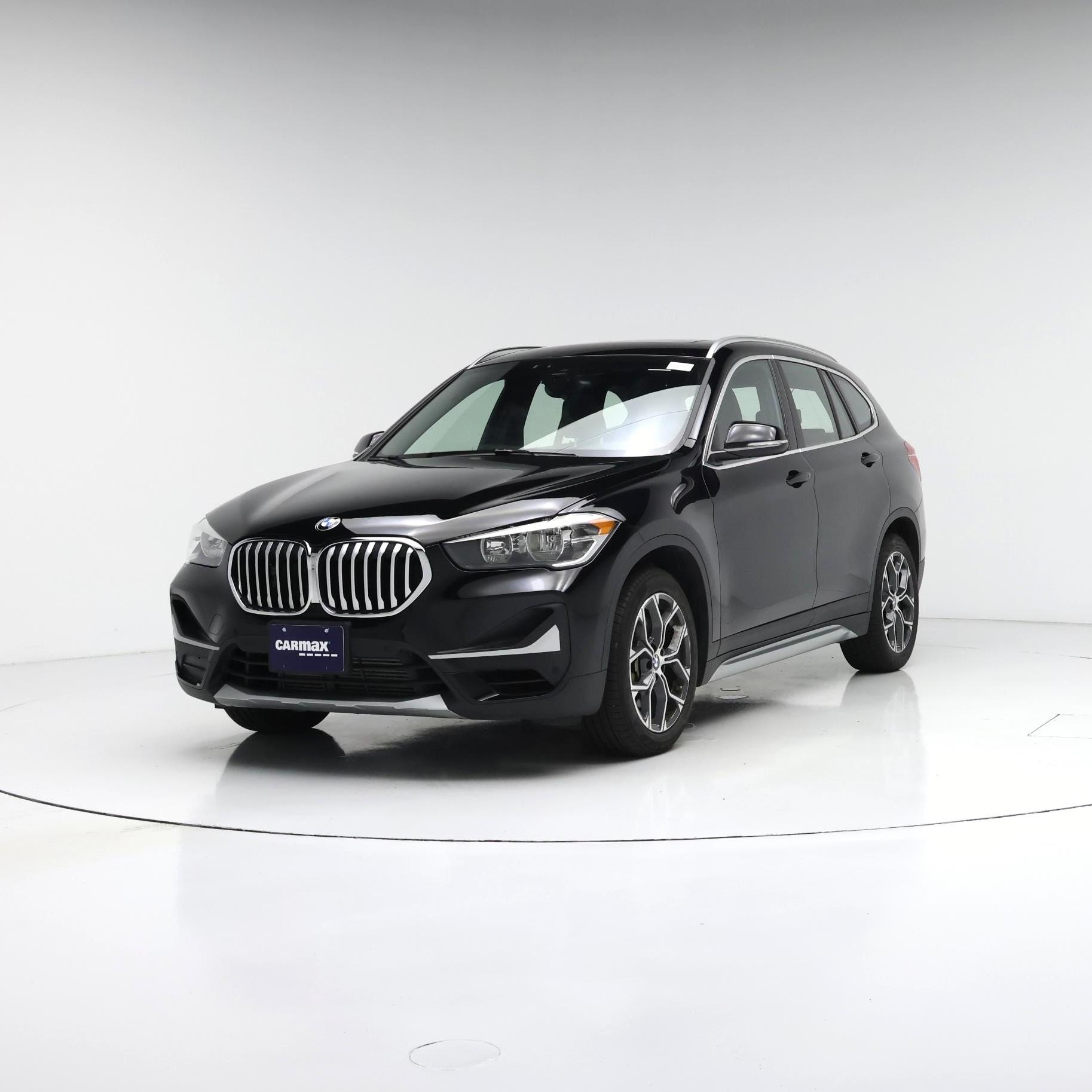 Thumbnail: 2021 BMW X1 - 4