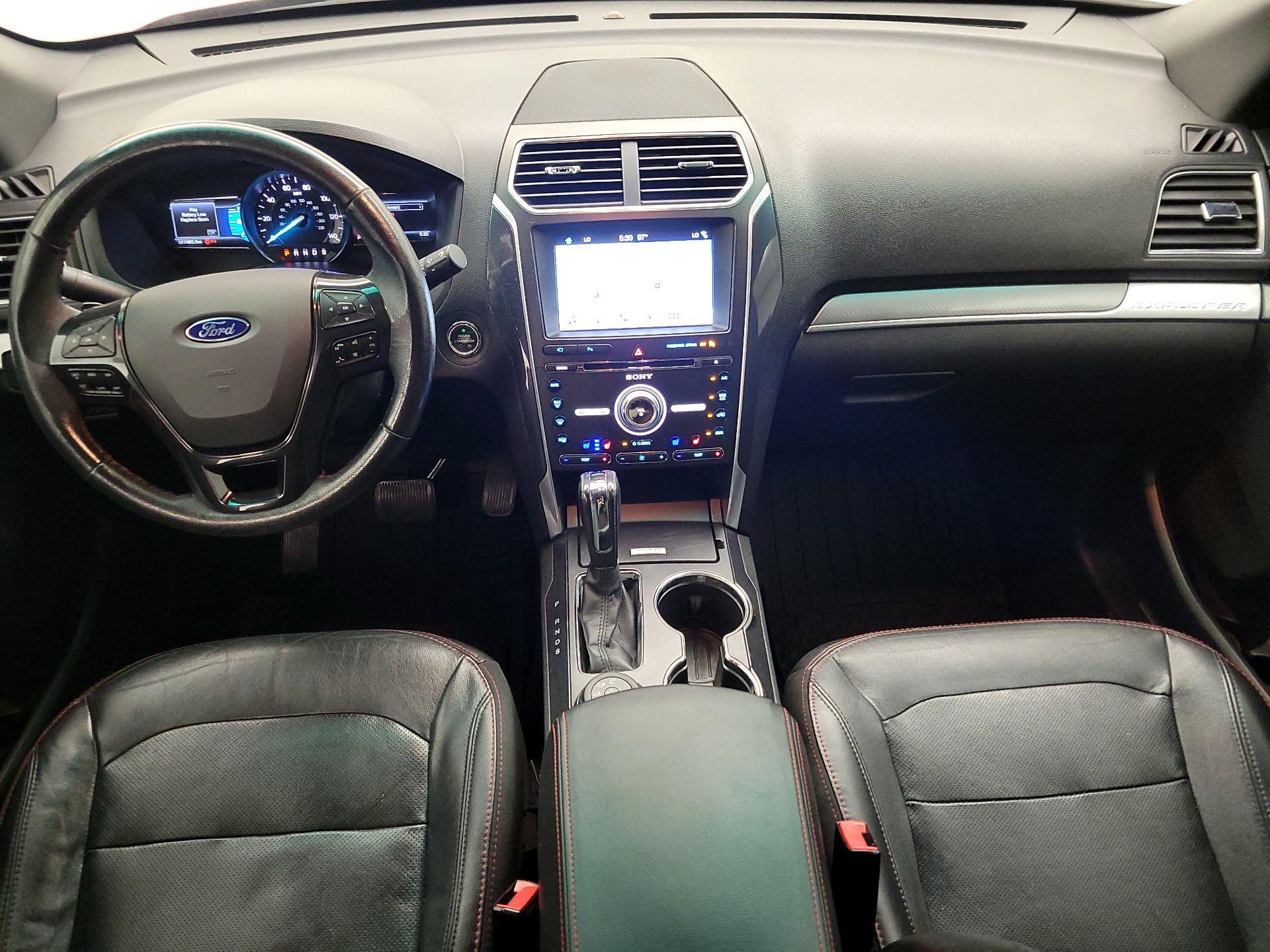 Thumbnail: 2017 Ford Explorer - 9