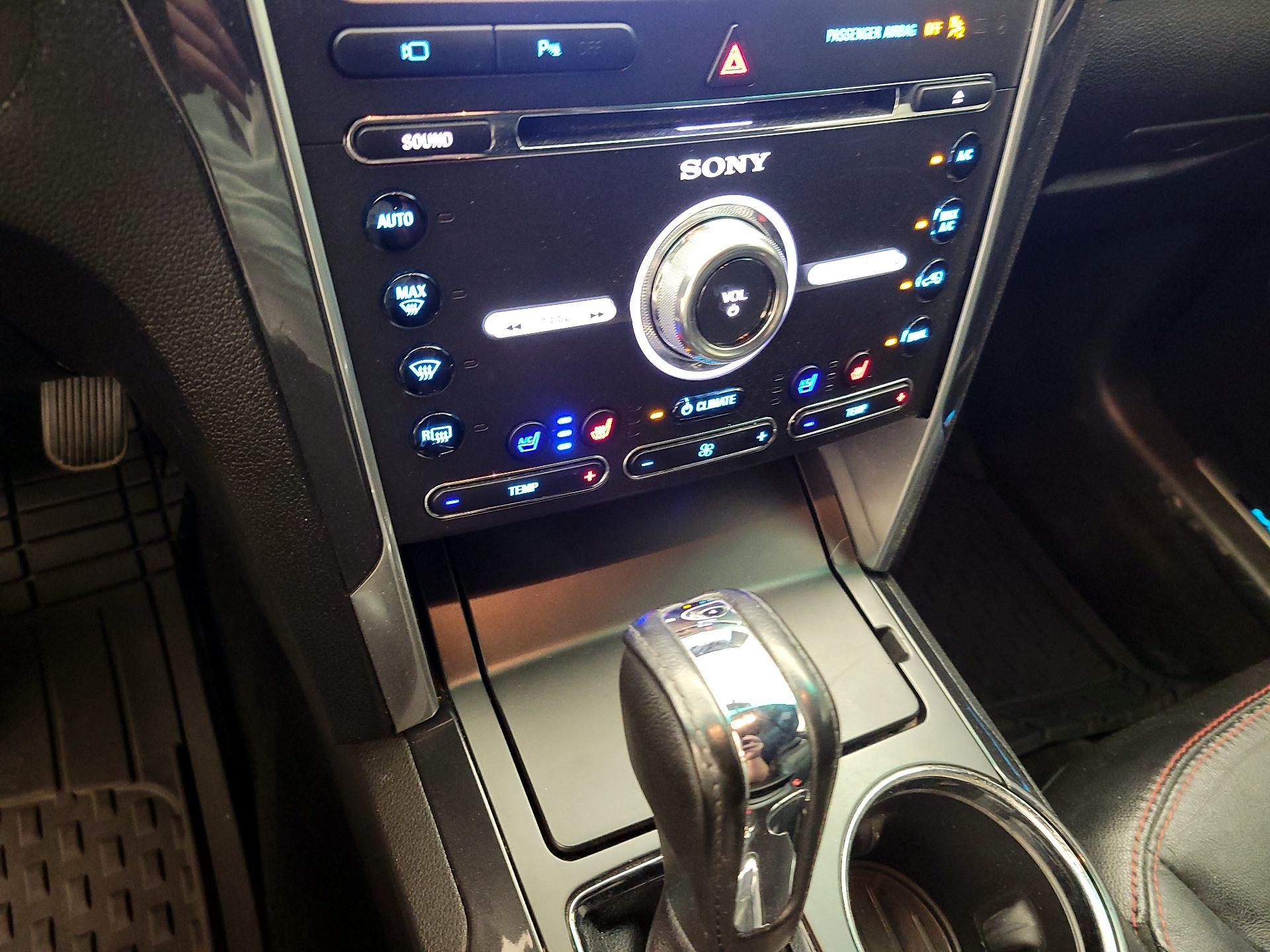 Thumbnail: 2017 Ford Explorer - 14