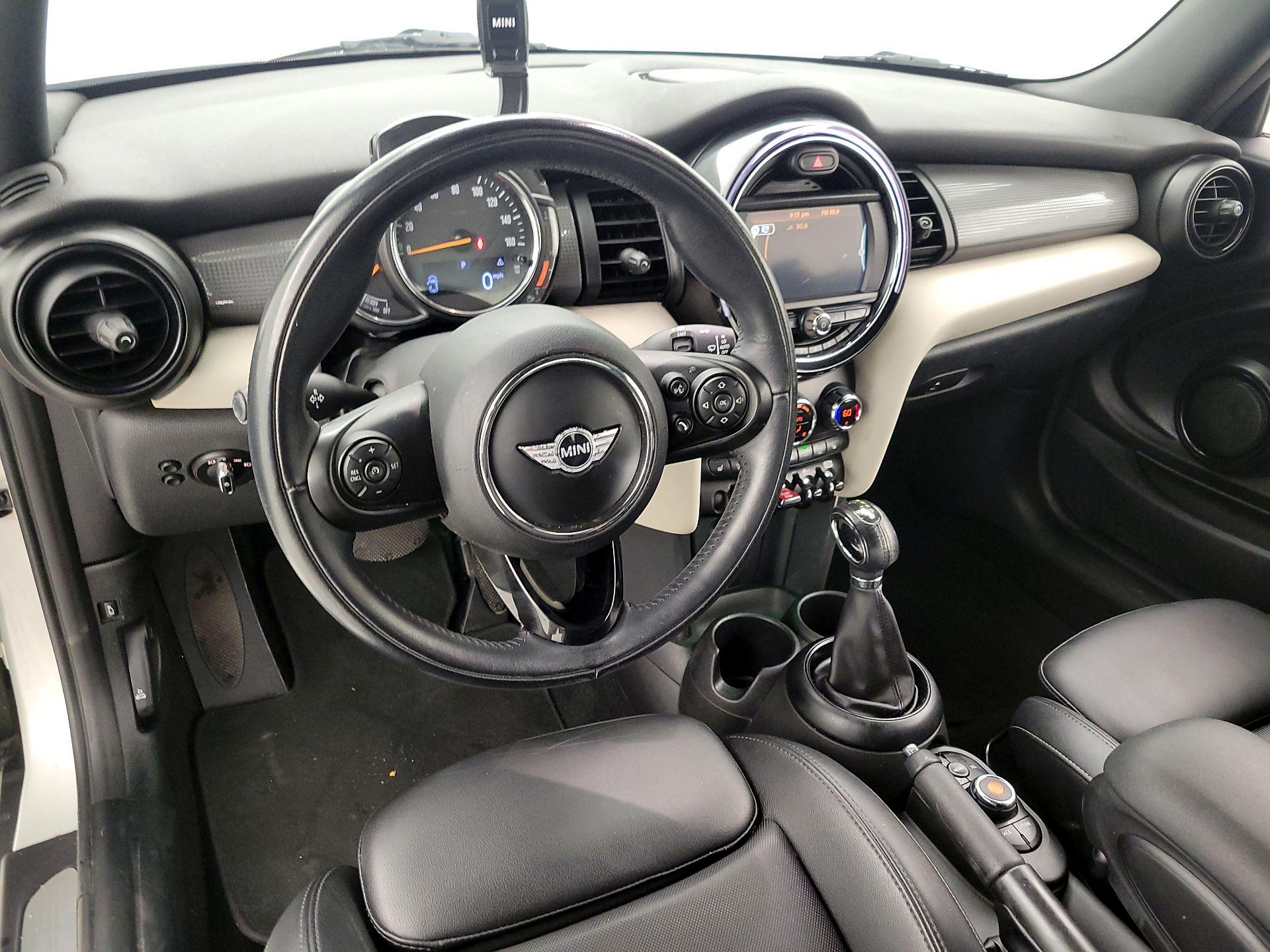 Thumbnail: 2018 MINI Cooper - 9