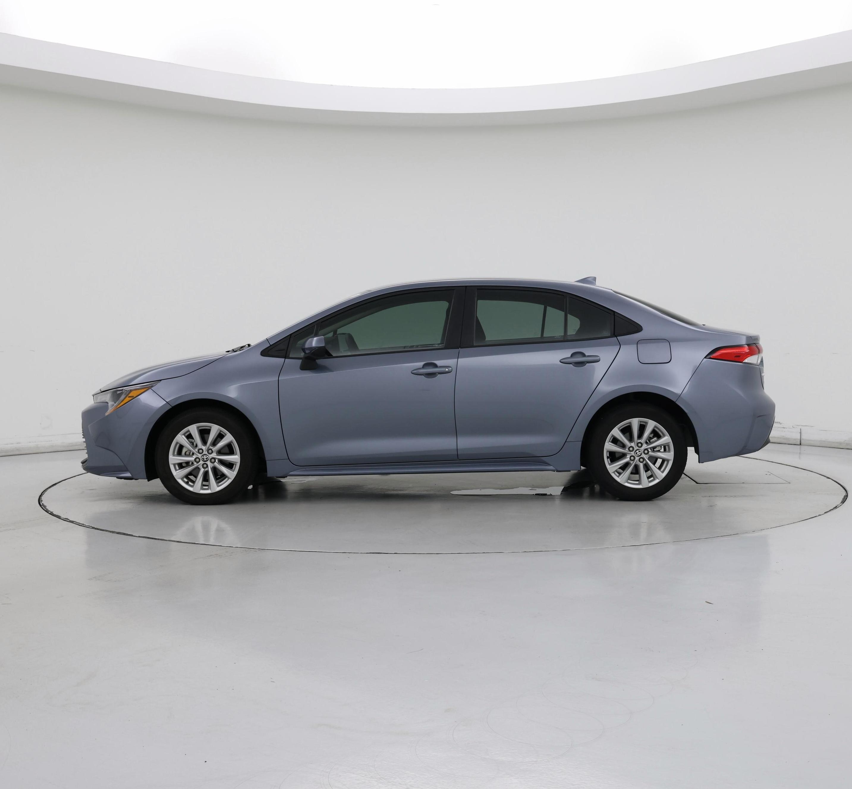 Thumbnail: 2024 Toyota Corolla - 3