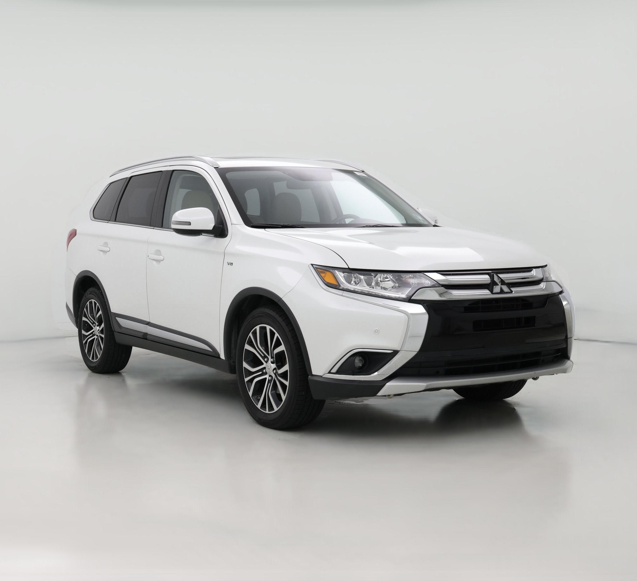 Thumbnail: 2016 Mitsubishi Outlander - 1
