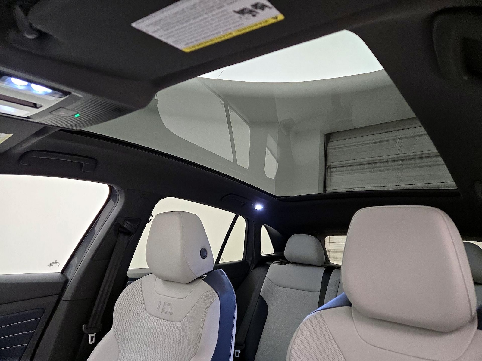 2023 Volkswagen ID.4 PRO S - Photo 21