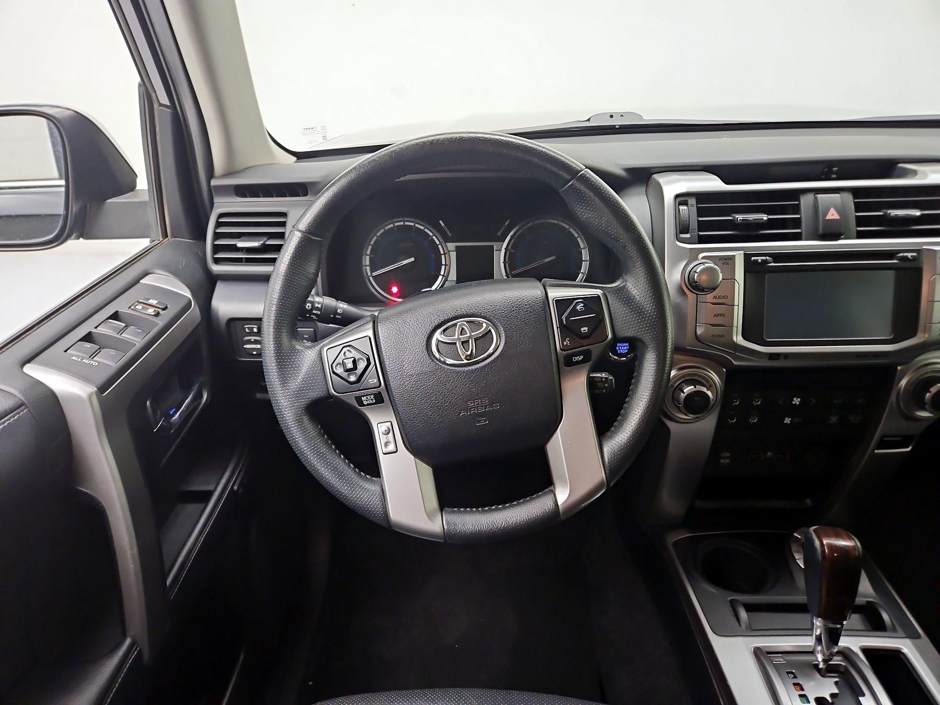 Thumbnail: 2019 Toyota 4Runner - 10