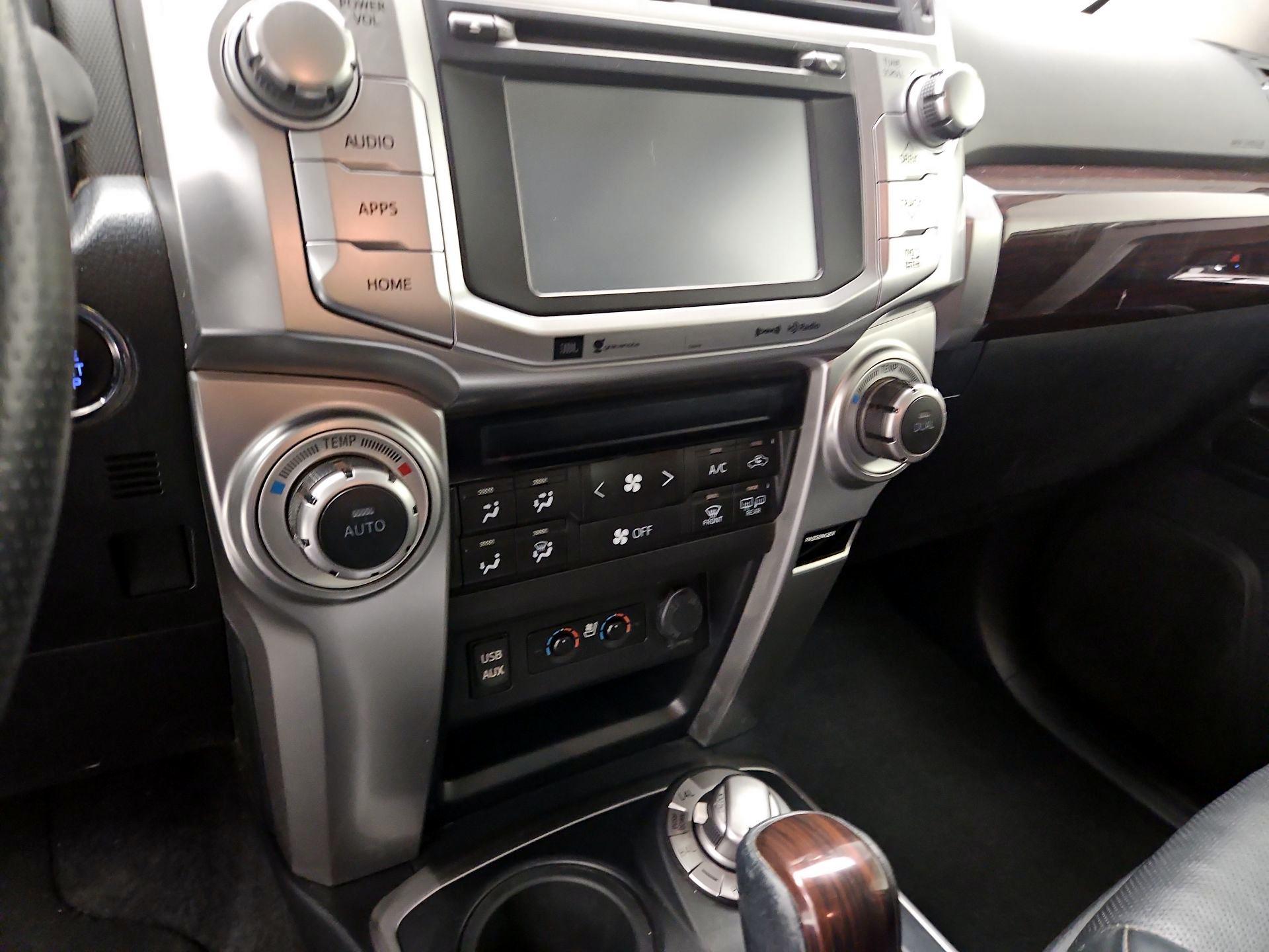 Thumbnail: 2019 Toyota 4Runner - 16