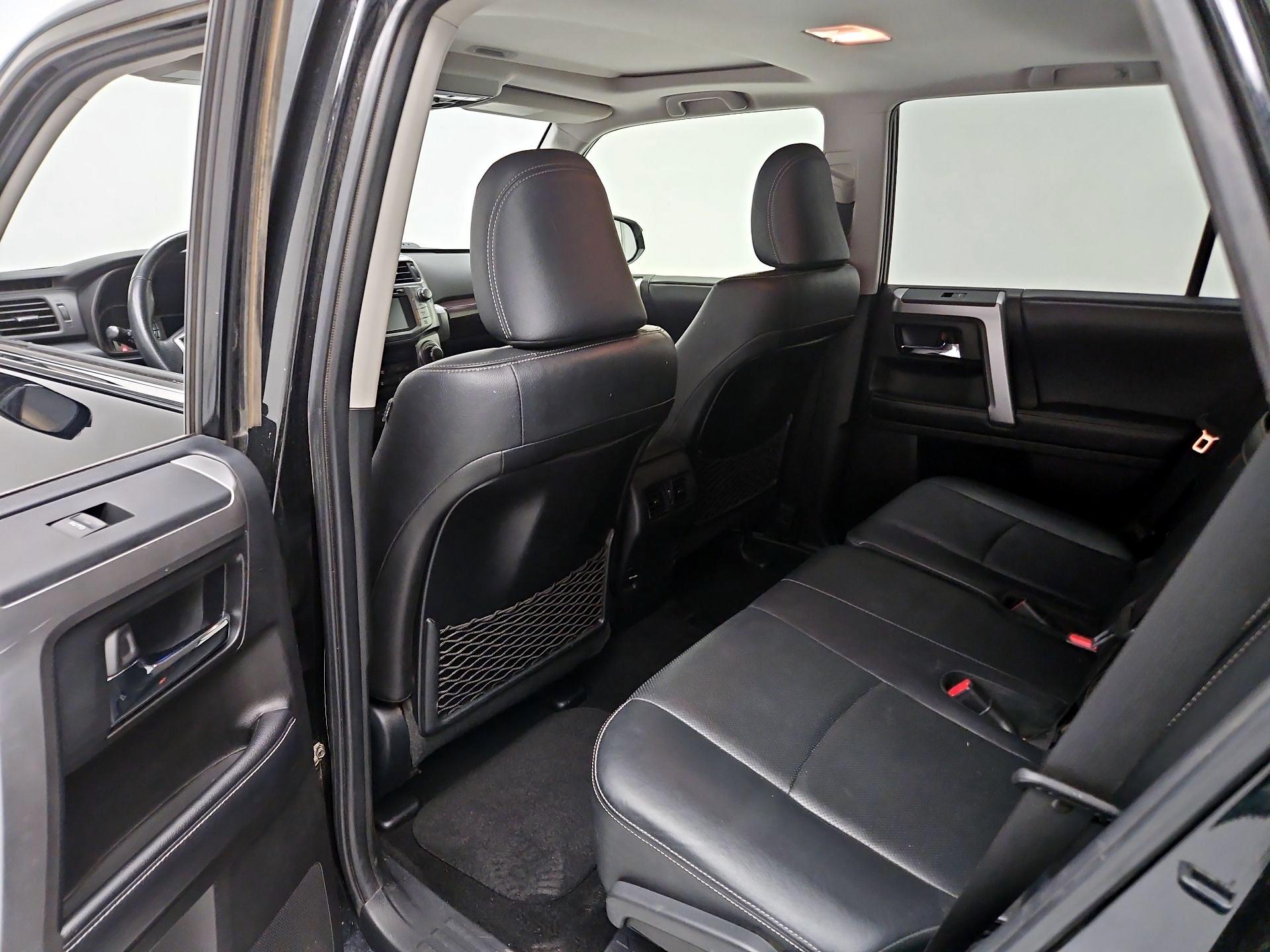 Thumbnail: 2019 Toyota 4Runner - 19
