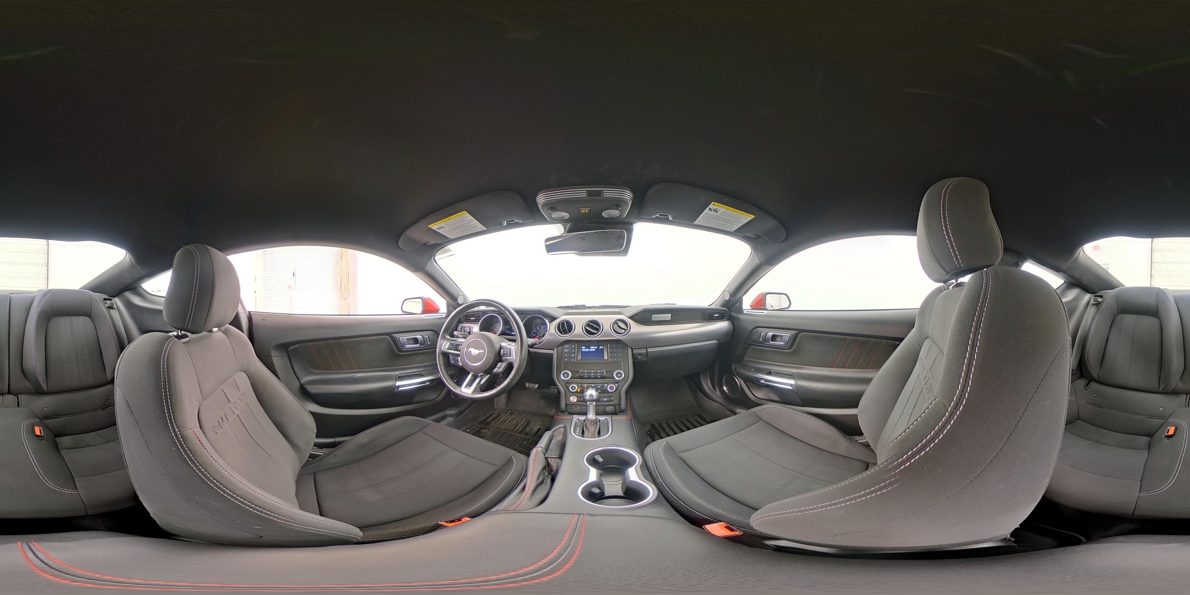 2021 Ford Mustang GT - Photo 24
