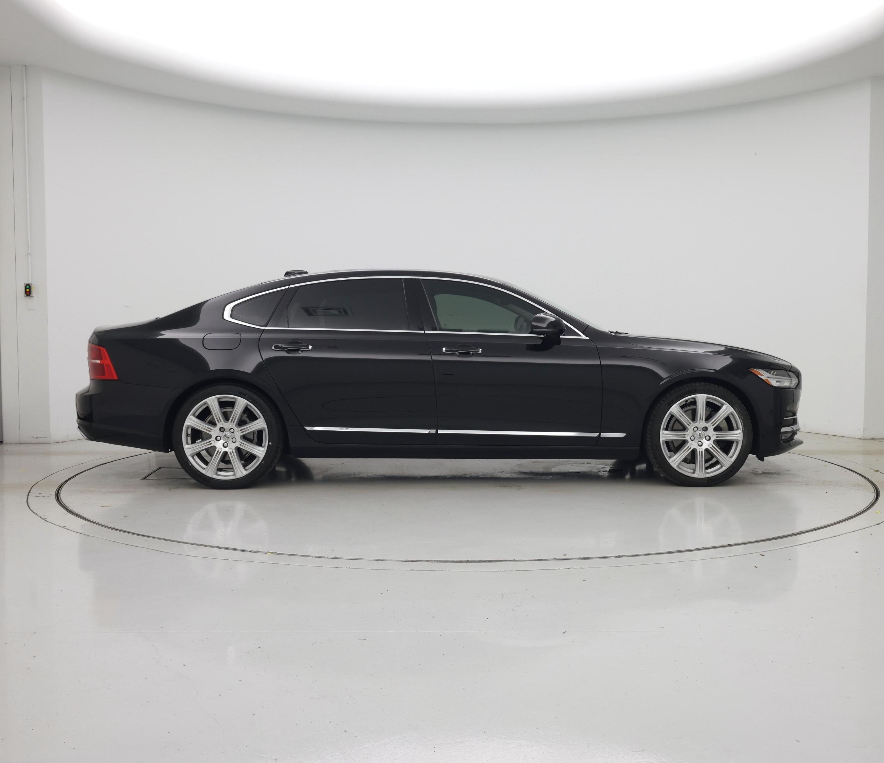 Thumbnail: 2018 Volvo S90 - 7