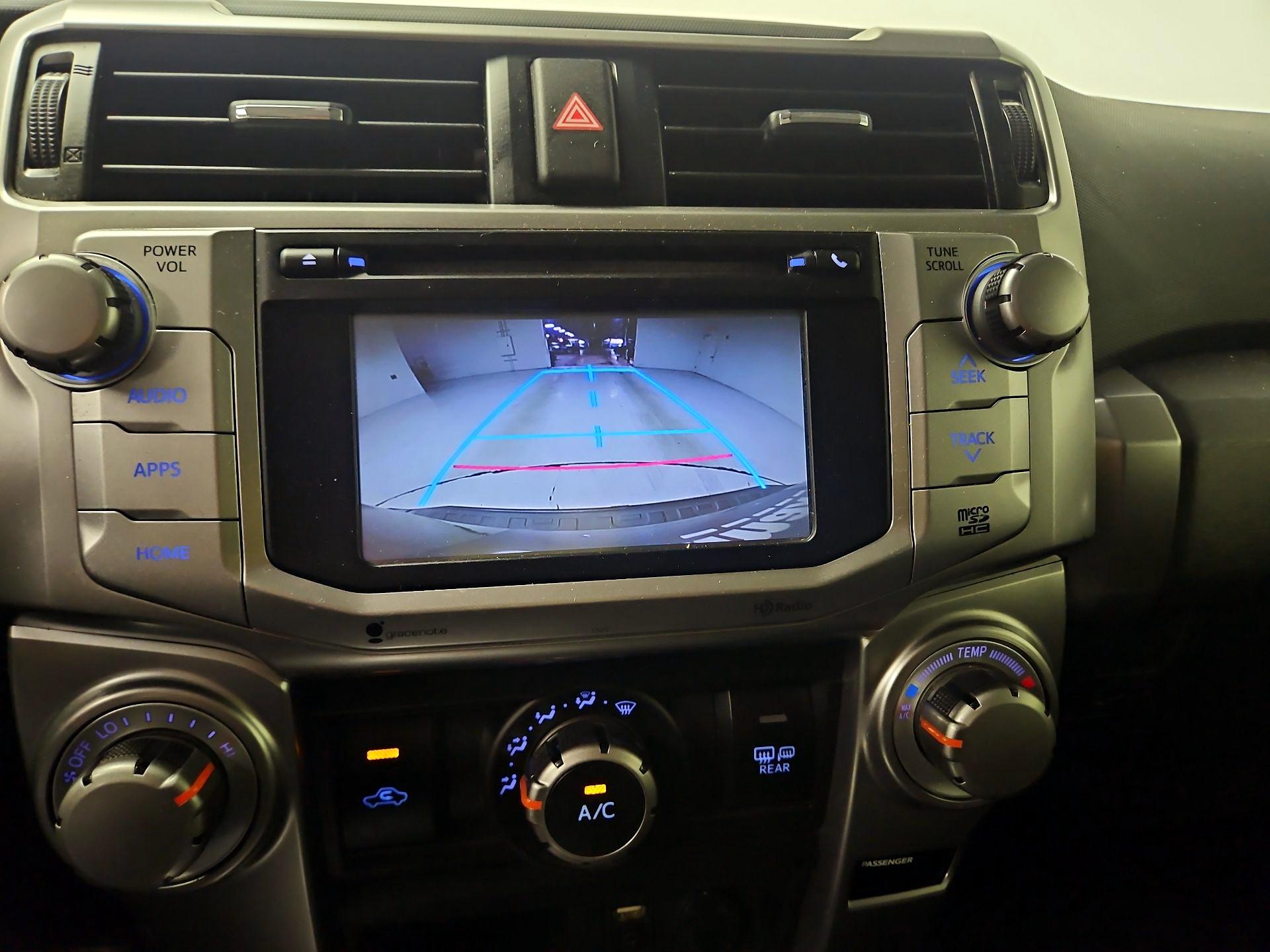 Thumbnail: 2015 Toyota 4Runner - 15