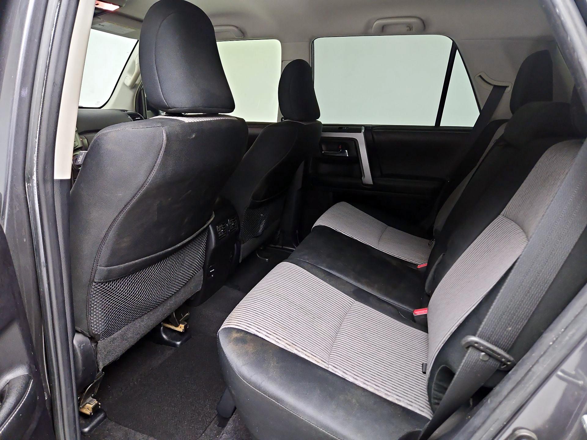 Thumbnail: 2015 Toyota 4Runner - 20