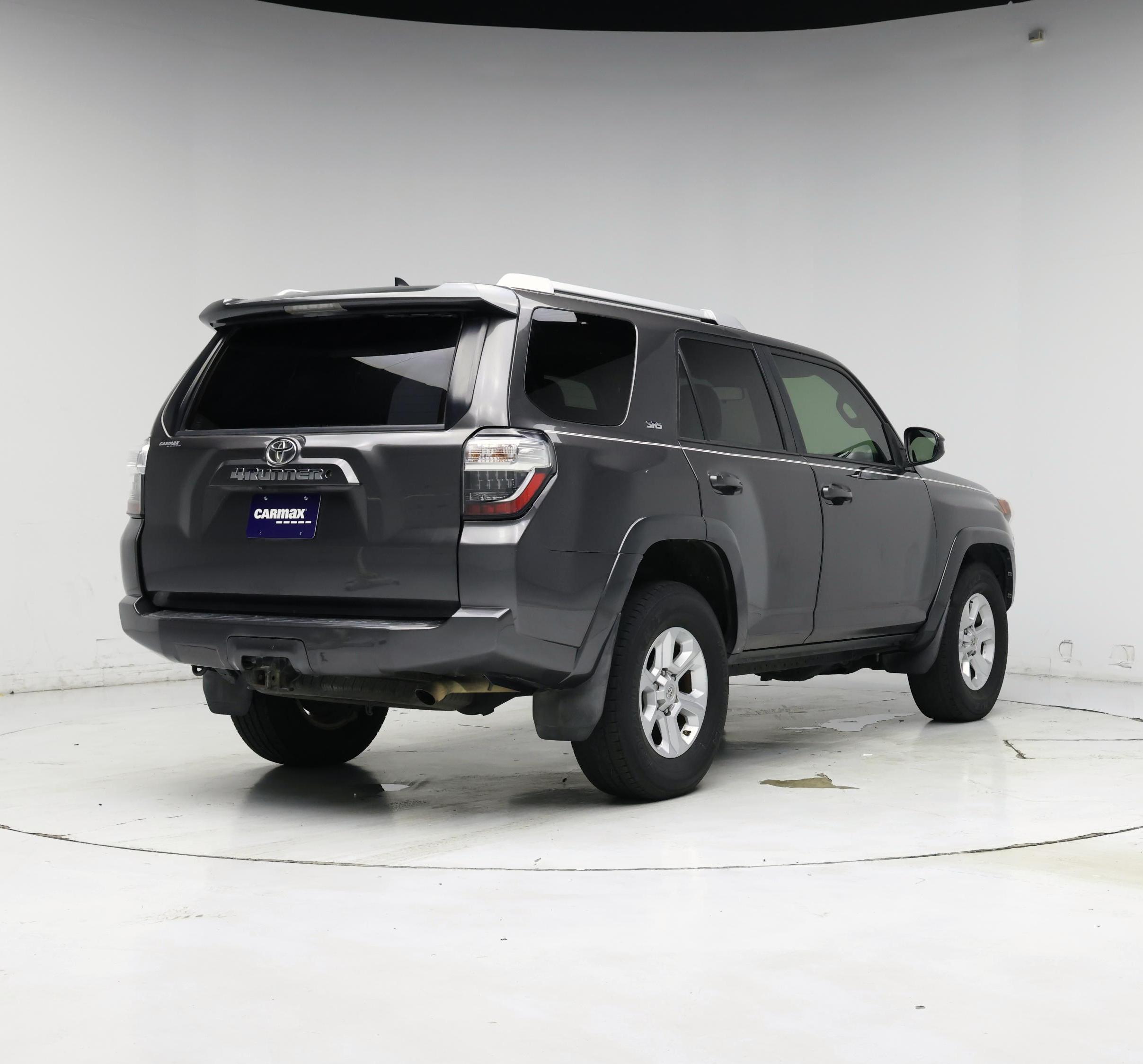 Thumbnail: 2015 Toyota 4Runner - 8