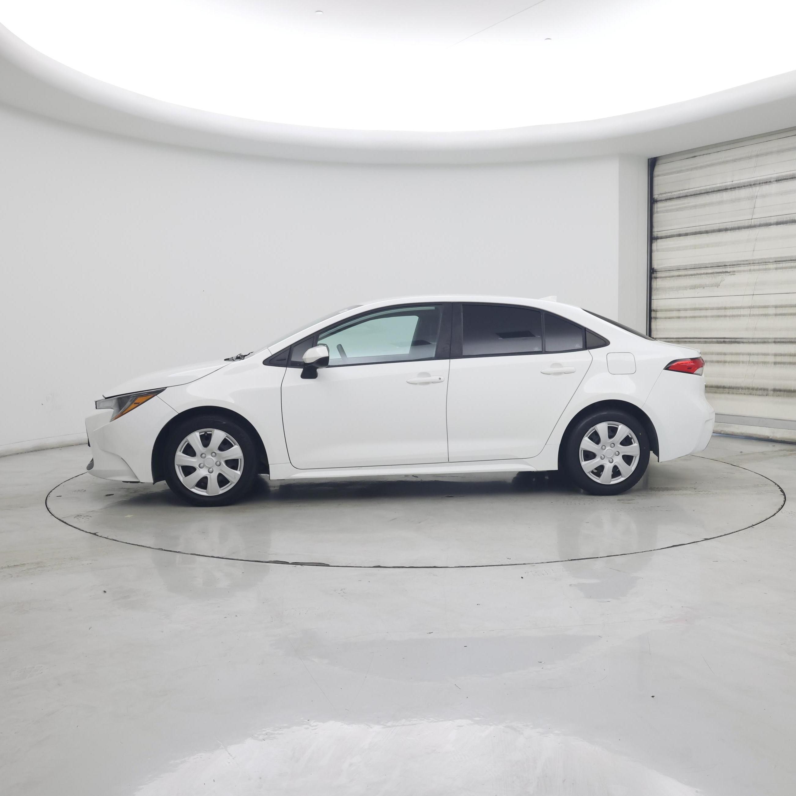 Thumbnail: 2021 Toyota Corolla - 3