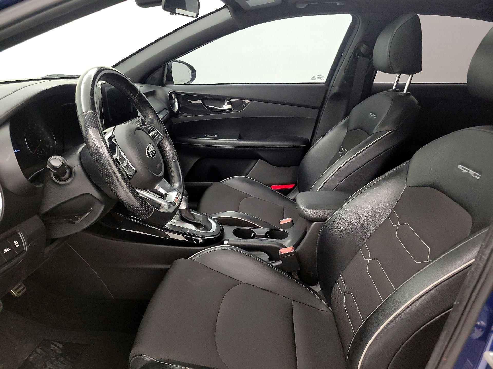 Thumbnail: 2021 Kia Forte - 11