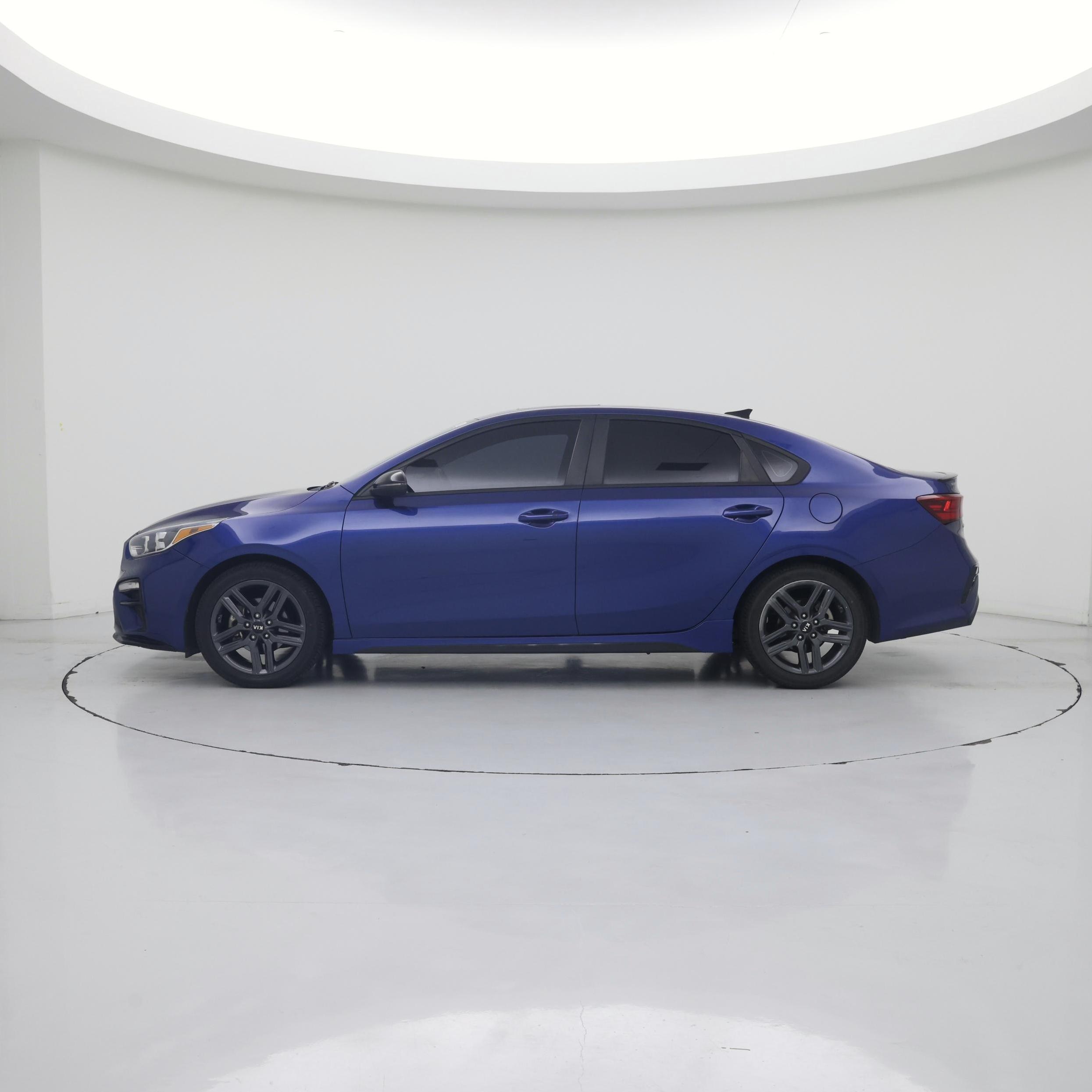 Thumbnail: 2021 Kia Forte - 3