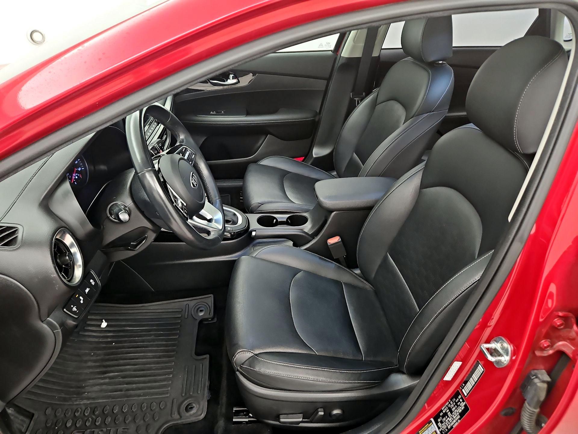 Thumbnail: 2021 Kia Forte - 11