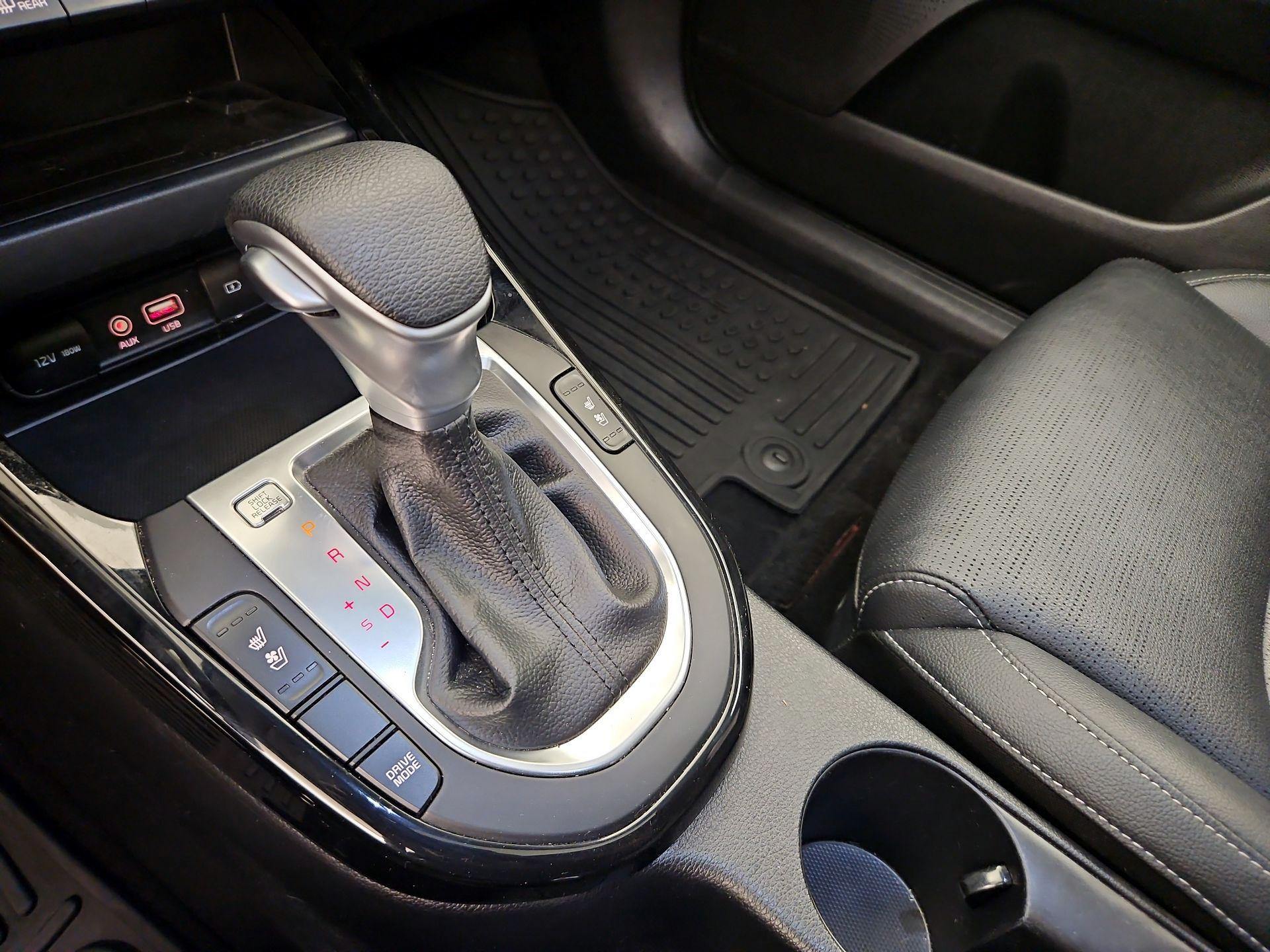 Thumbnail: 2021 Kia Forte - 17