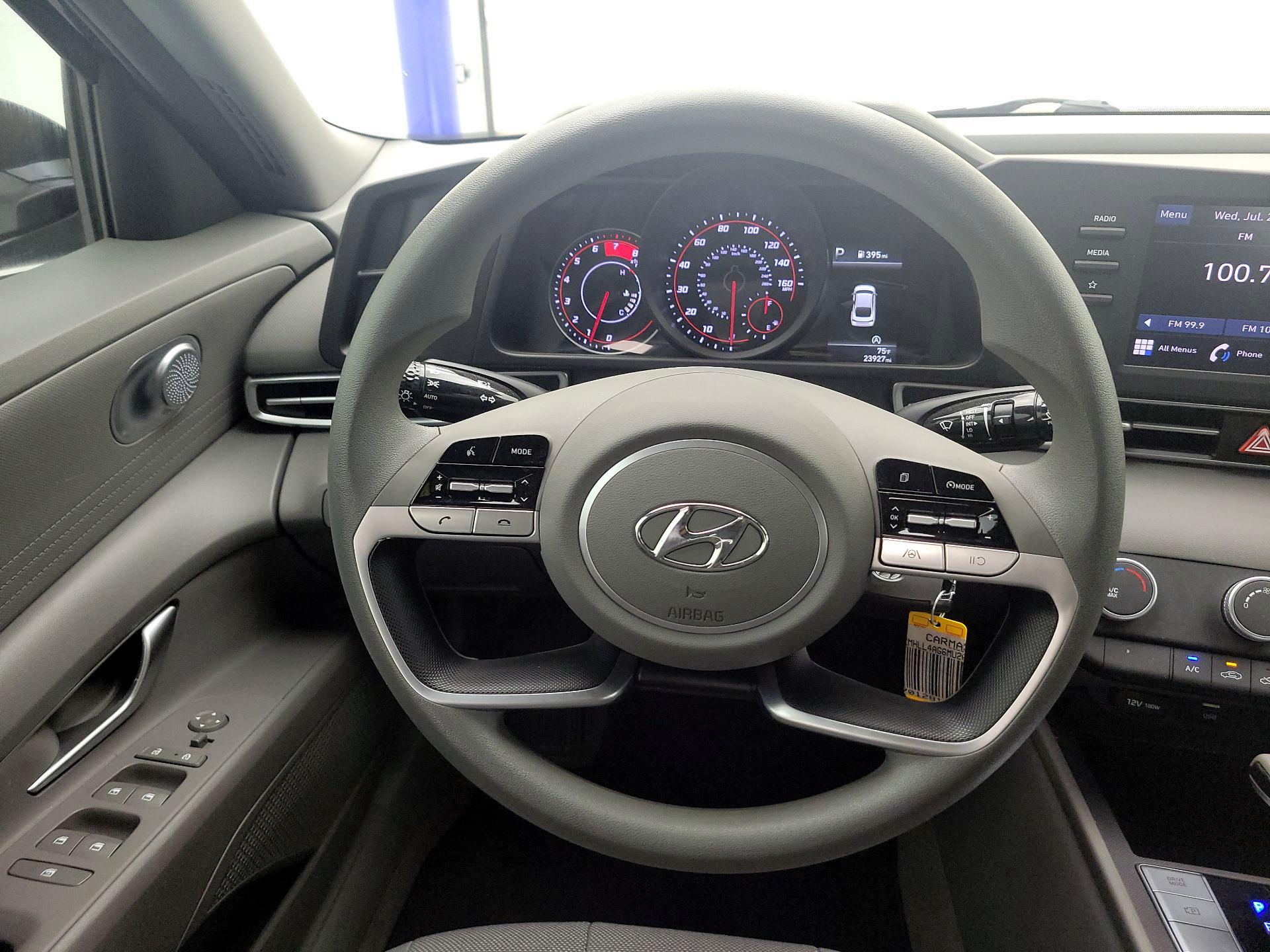 Thumbnail: 2021 Hyundai Elantra - 10