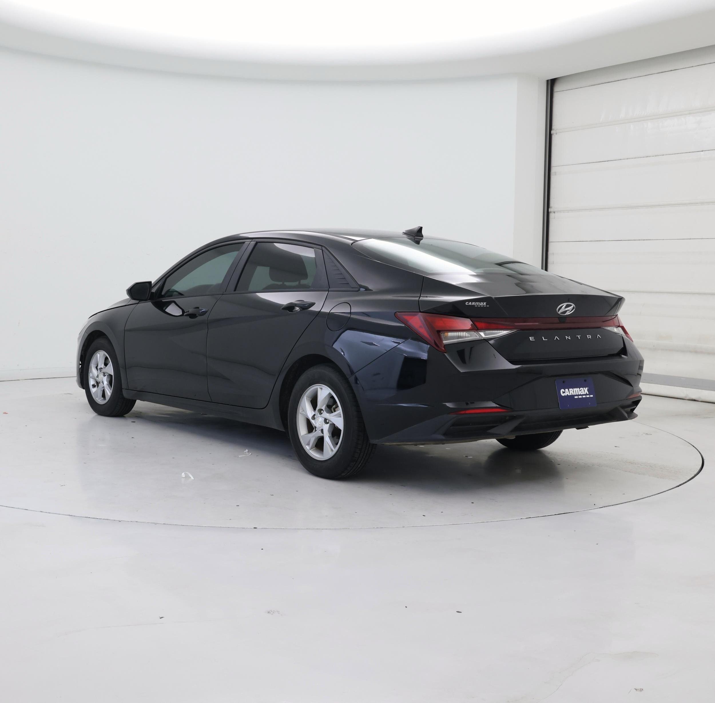 Thumbnail: 2021 Hyundai Elantra - 2